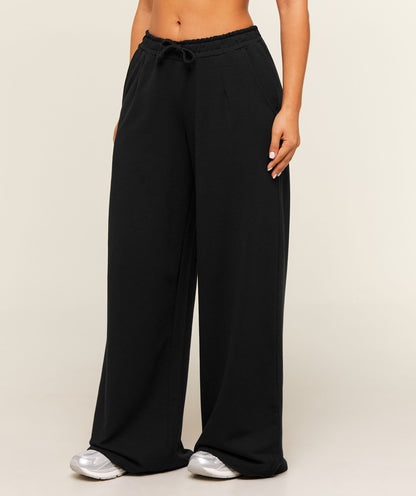 Women's Gymshark Lightweight Wide Leg Pant Short Black