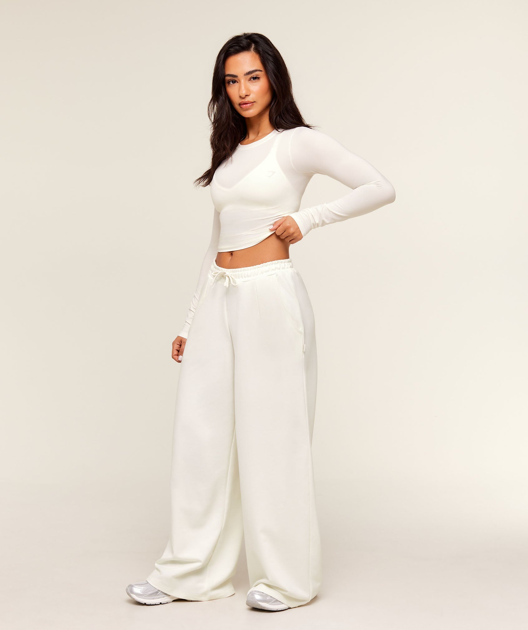 Women's Gymshark Lightweight Wide Leg Pant Short Soft White