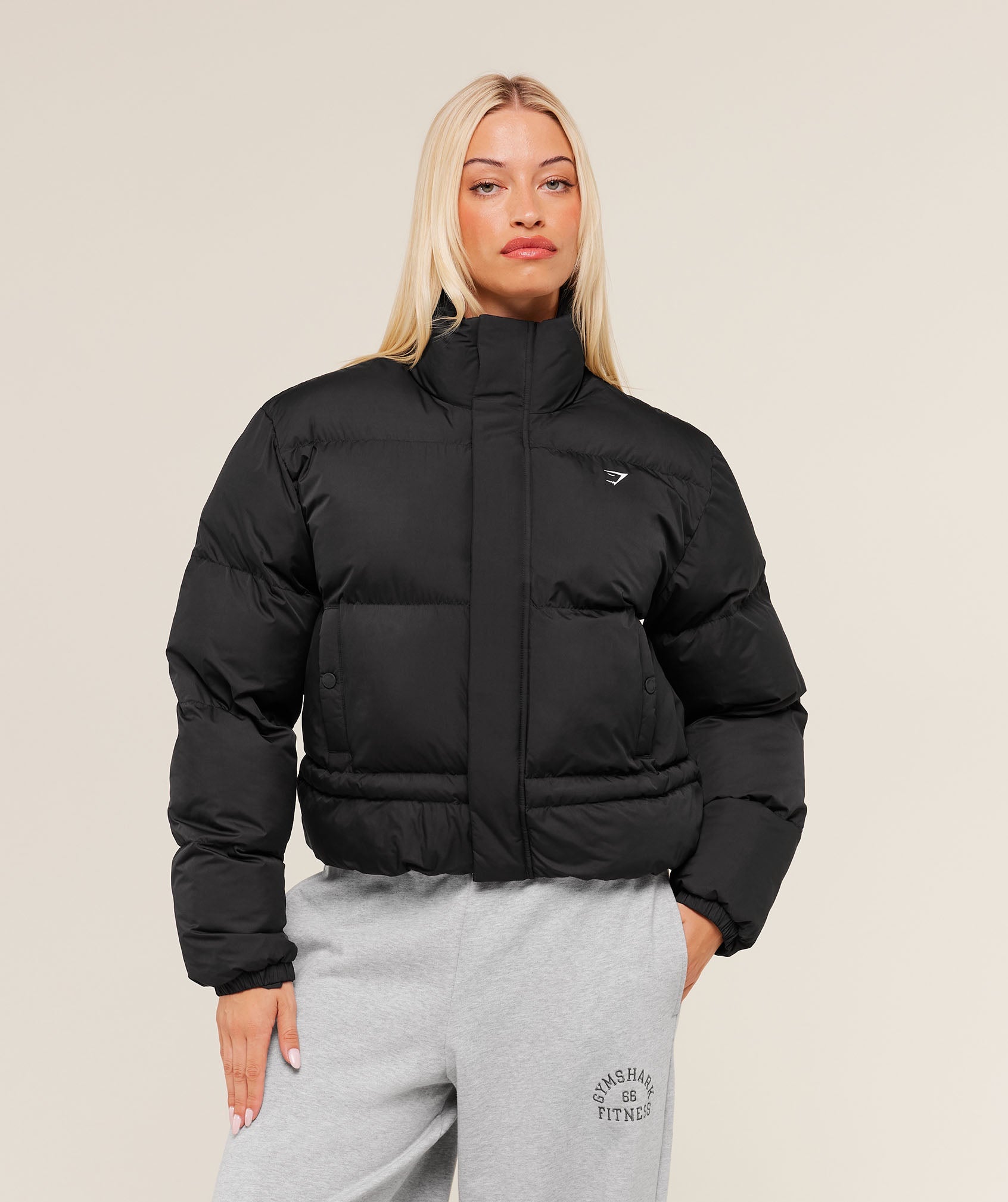 Women's Gymshark Puffer Jacket Black