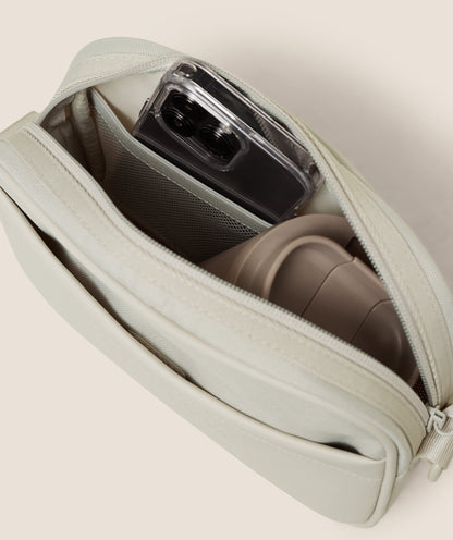 Gymshark Everyday Camera Bag Pebble Grey