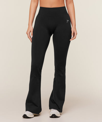 Women's Gymshark Everyday Seamless Flared Legging 2.0 Gs Black