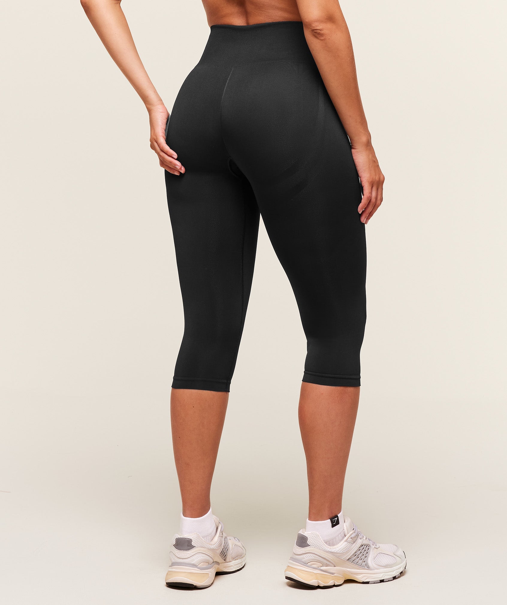Women's Gymshark Everyday Seamless Capri Legging Black
