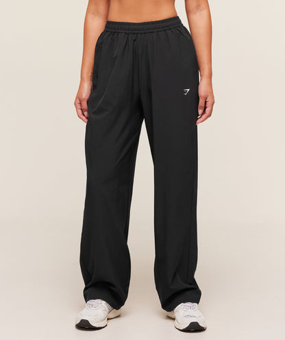 Women's Gymshark Everyday Woven Straight Leg Joggers Black