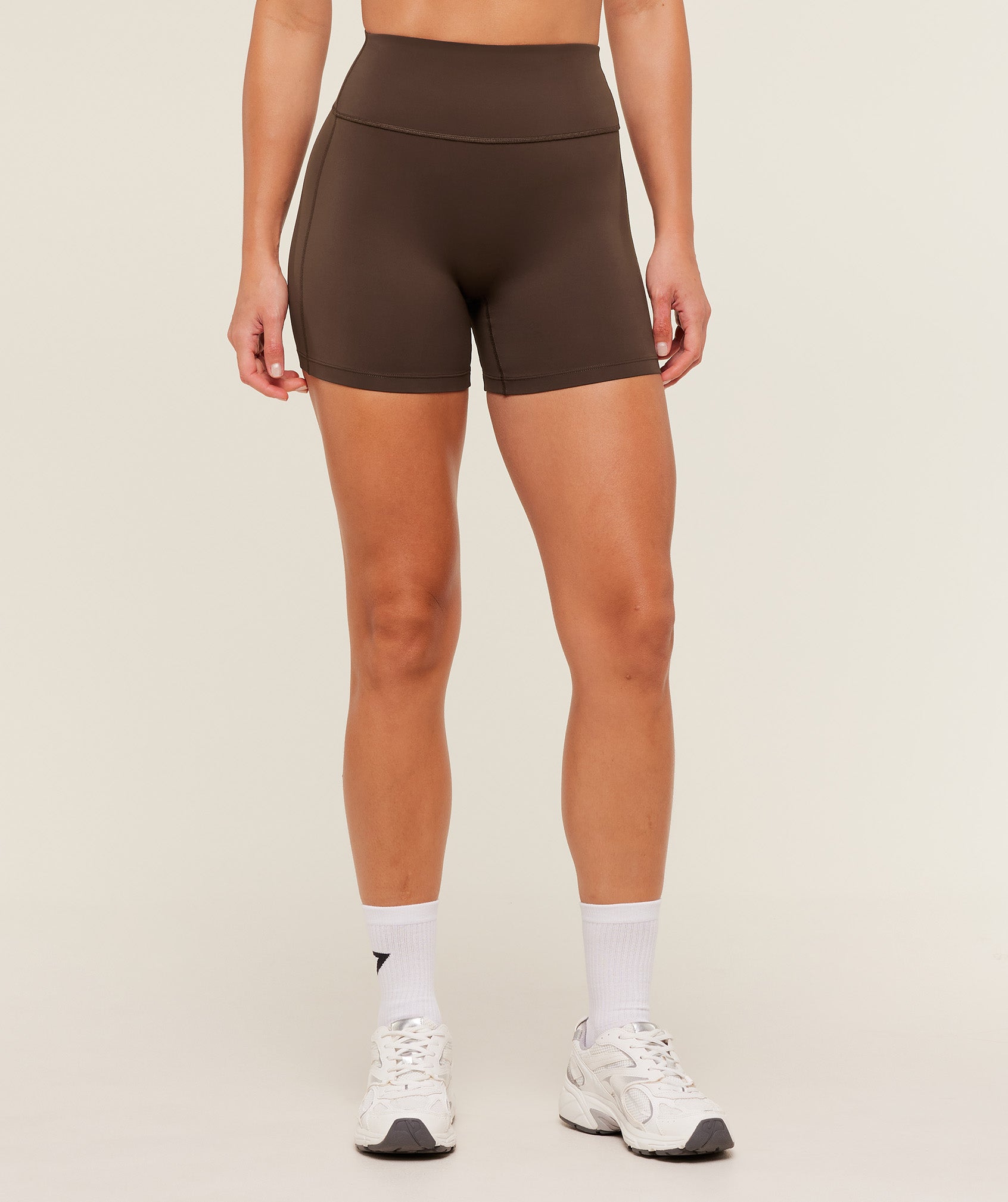 Women's Gymshark Flow Bodyfit Short Archive Brown