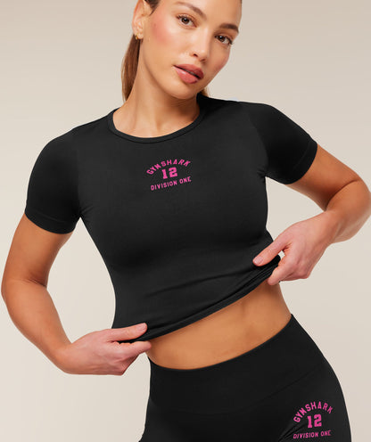 Women's Gymshark Everyday Seamless Graphic Short Sleeve Top Black