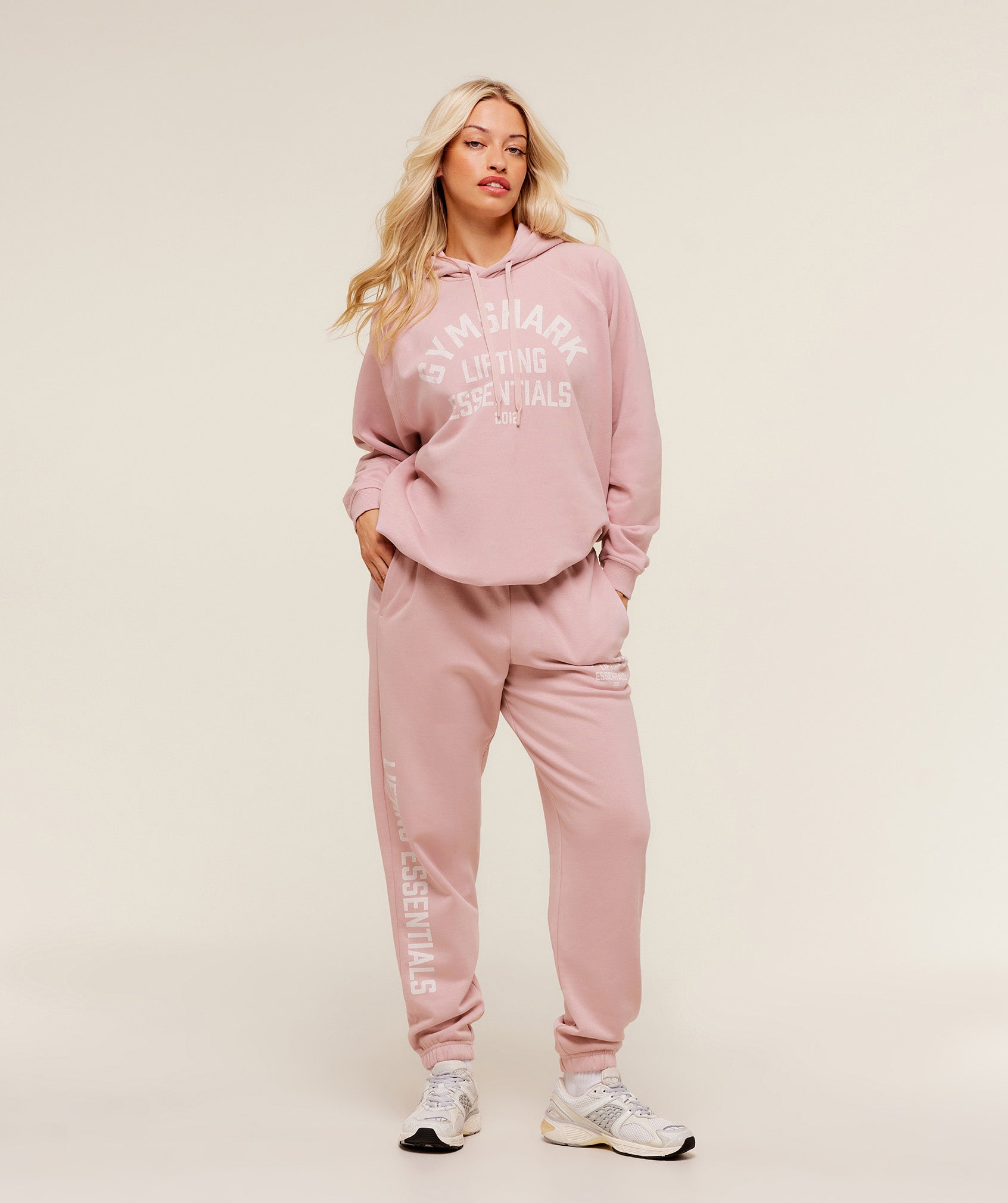 Women's Gymshark Lifting Essentials Hoodie Cloud Pink