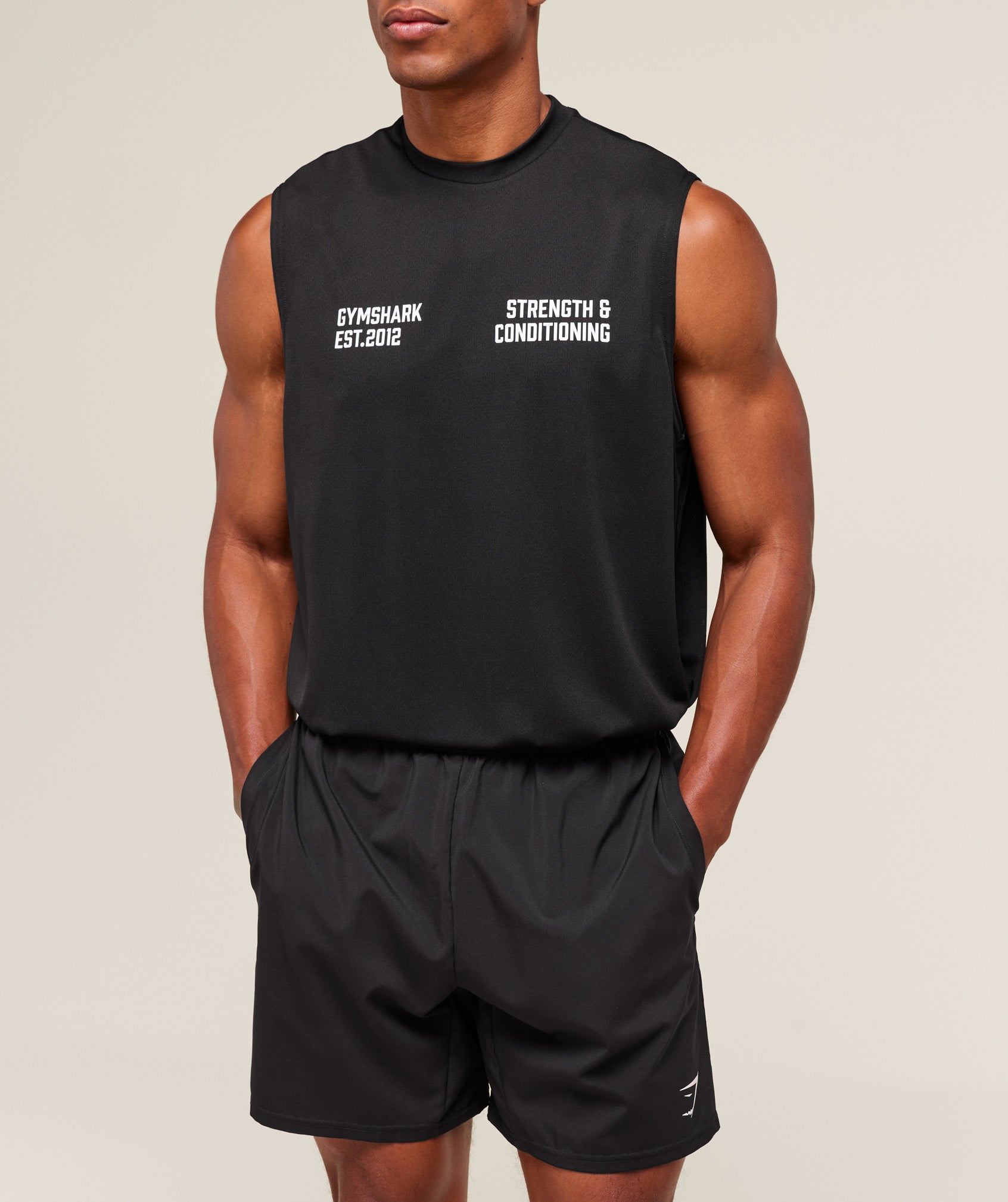 Gymshark S&C Graphic Cut Off Tank Black
