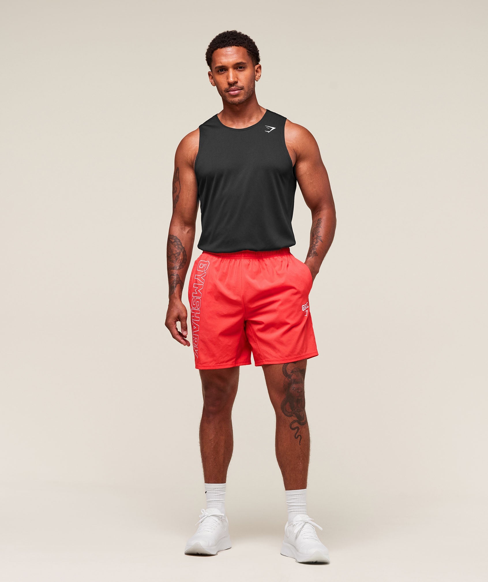 Gymshark Hybrid Athlete 7" Shorts Coral Red