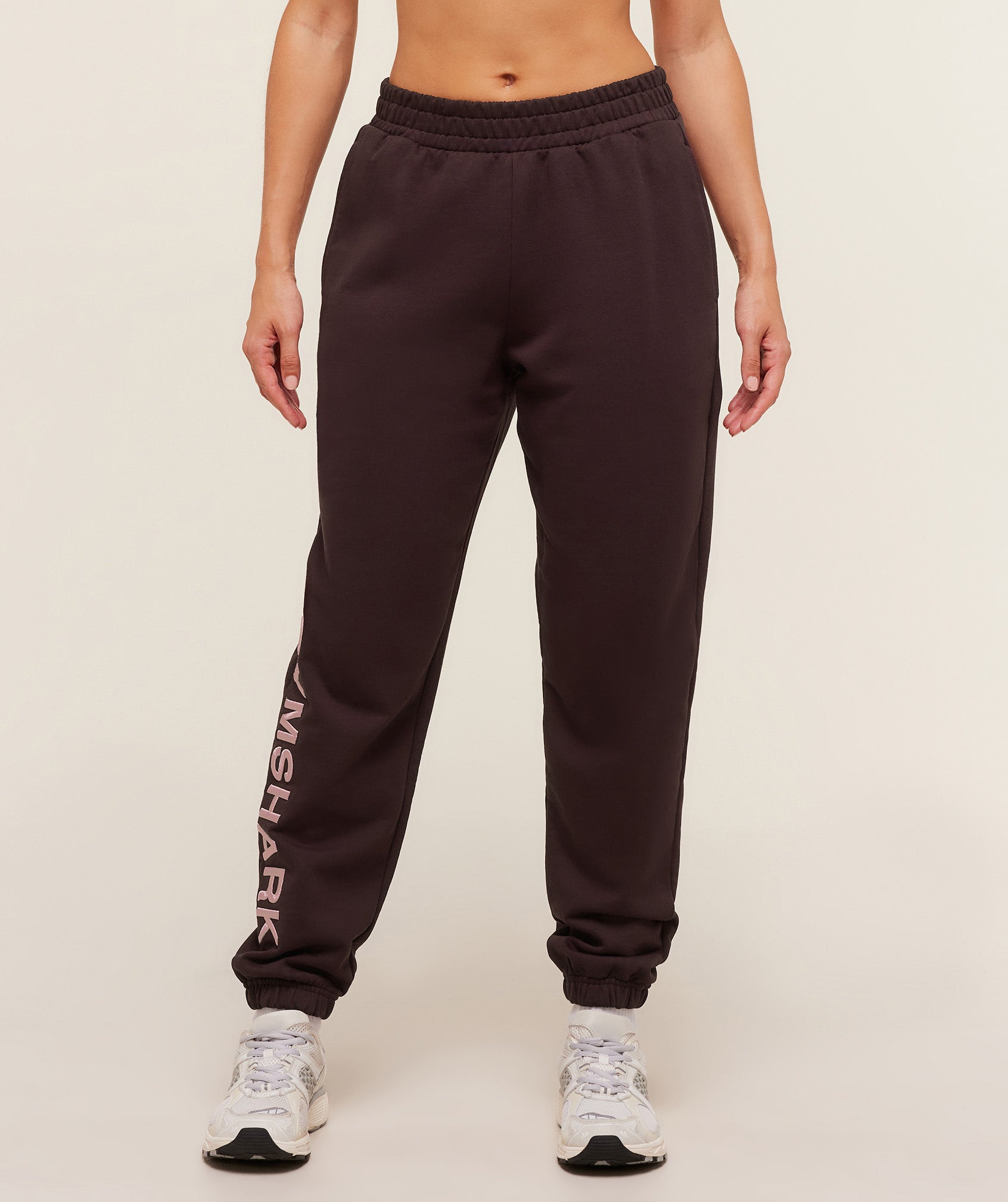 Women's Gymshark Embroidered Logo Joggers Cherry Purple