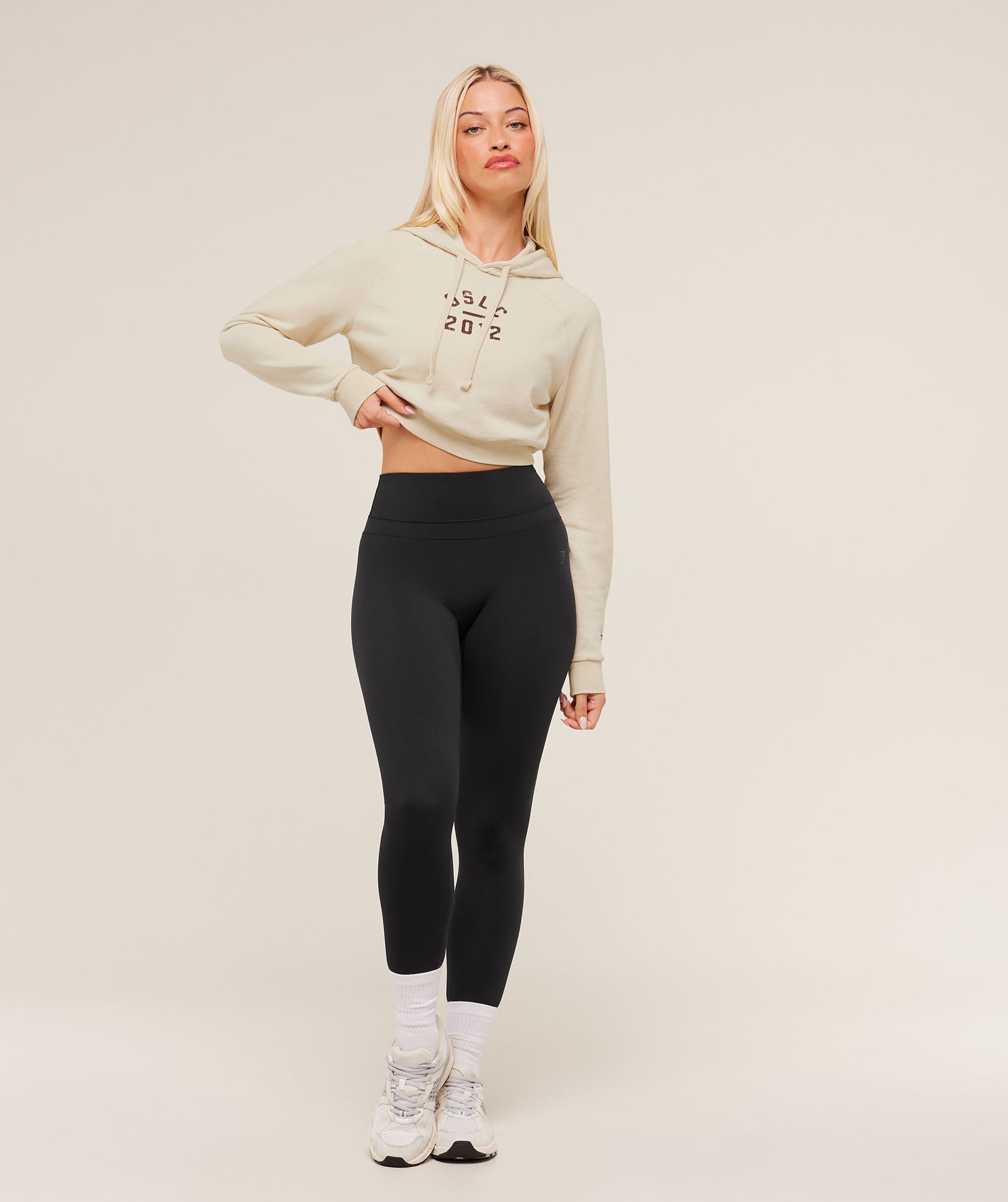 Women's Gymshark Lifting Club 2012 Graphic Cropped Hoodie Stone Beige