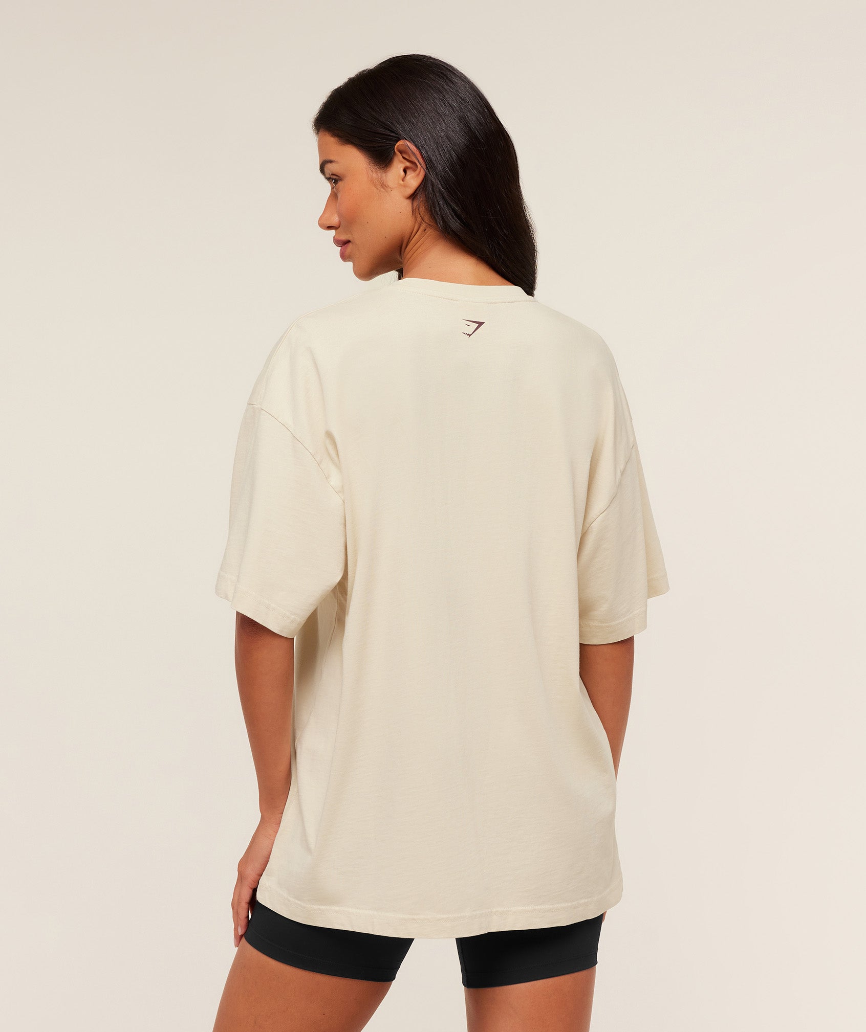 Women's Gymshark Lifting Club 2012 Graphic Short Sleeve T-Shirt Stone Beige