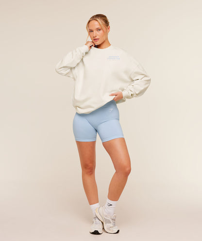 Women's Gymshark Lifestyle Club Graphic Sweatshirt Soft White