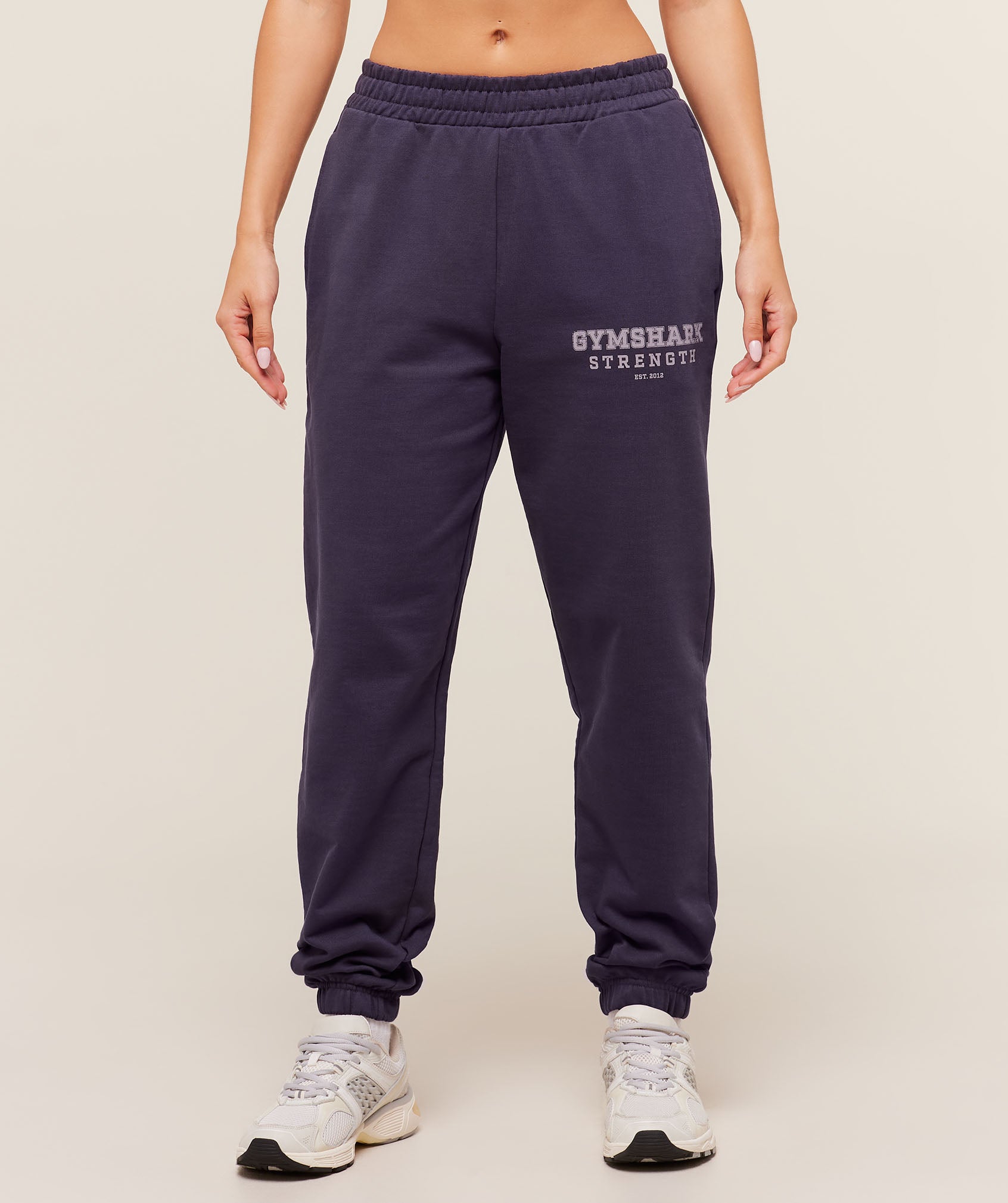 Women's Gymshark Strength Graphic Joggers Midnight Purple