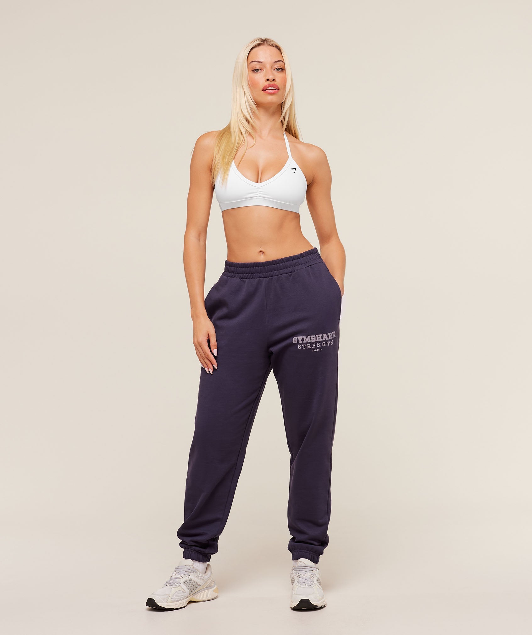 Women's Gymshark Strength Graphic Joggers Midnight Purple