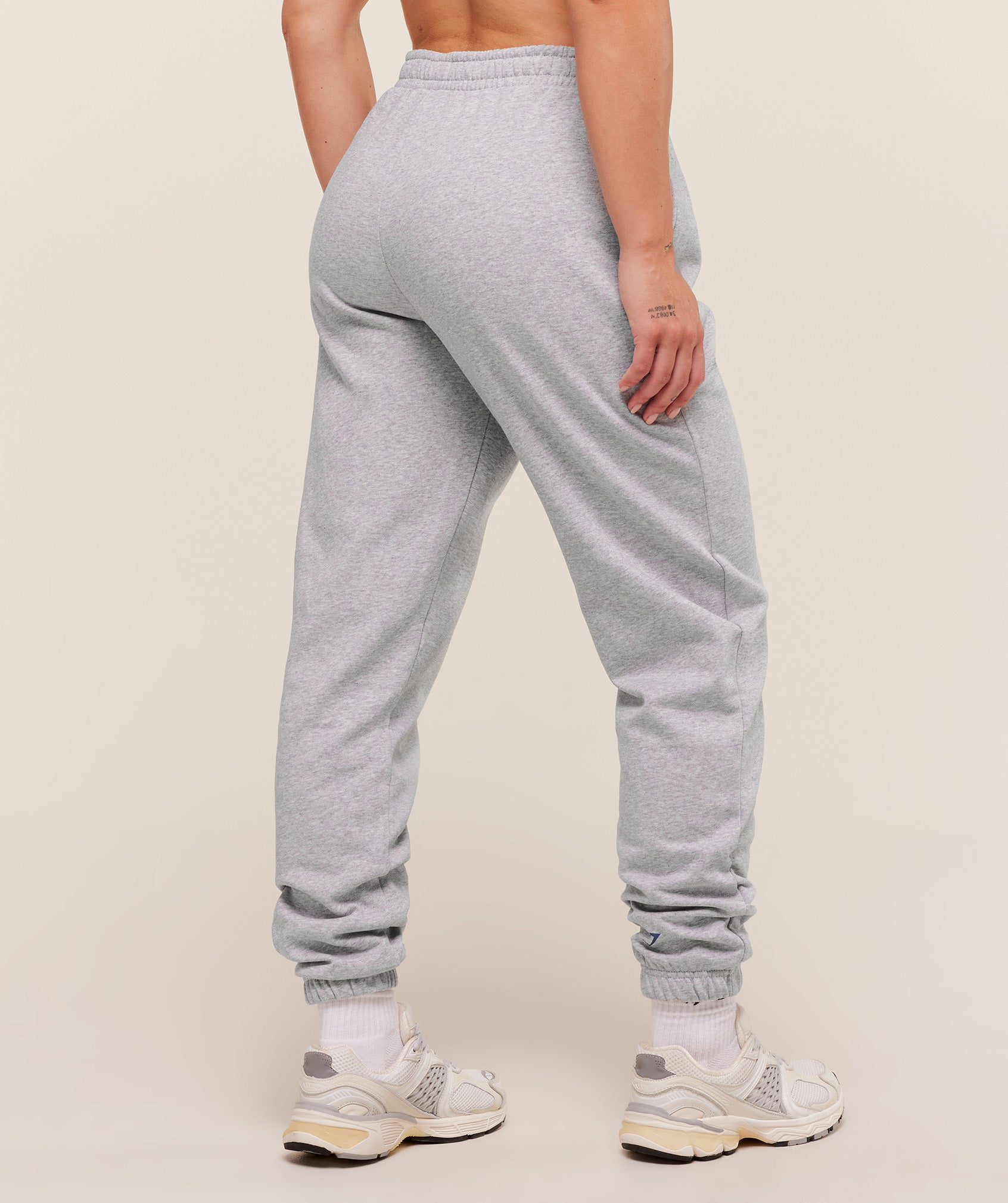 Women's Gymshark Lifting Club Graphic Joggers Light Grey Core Marl