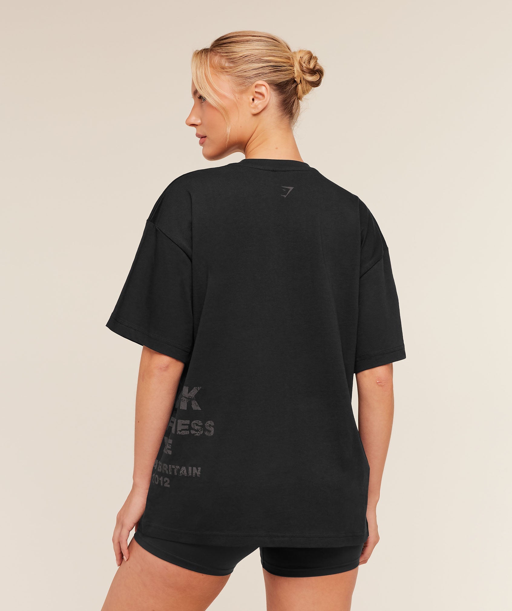Women's Gymshark Stacked Graphic Short Sleeve T-Shirt Black
