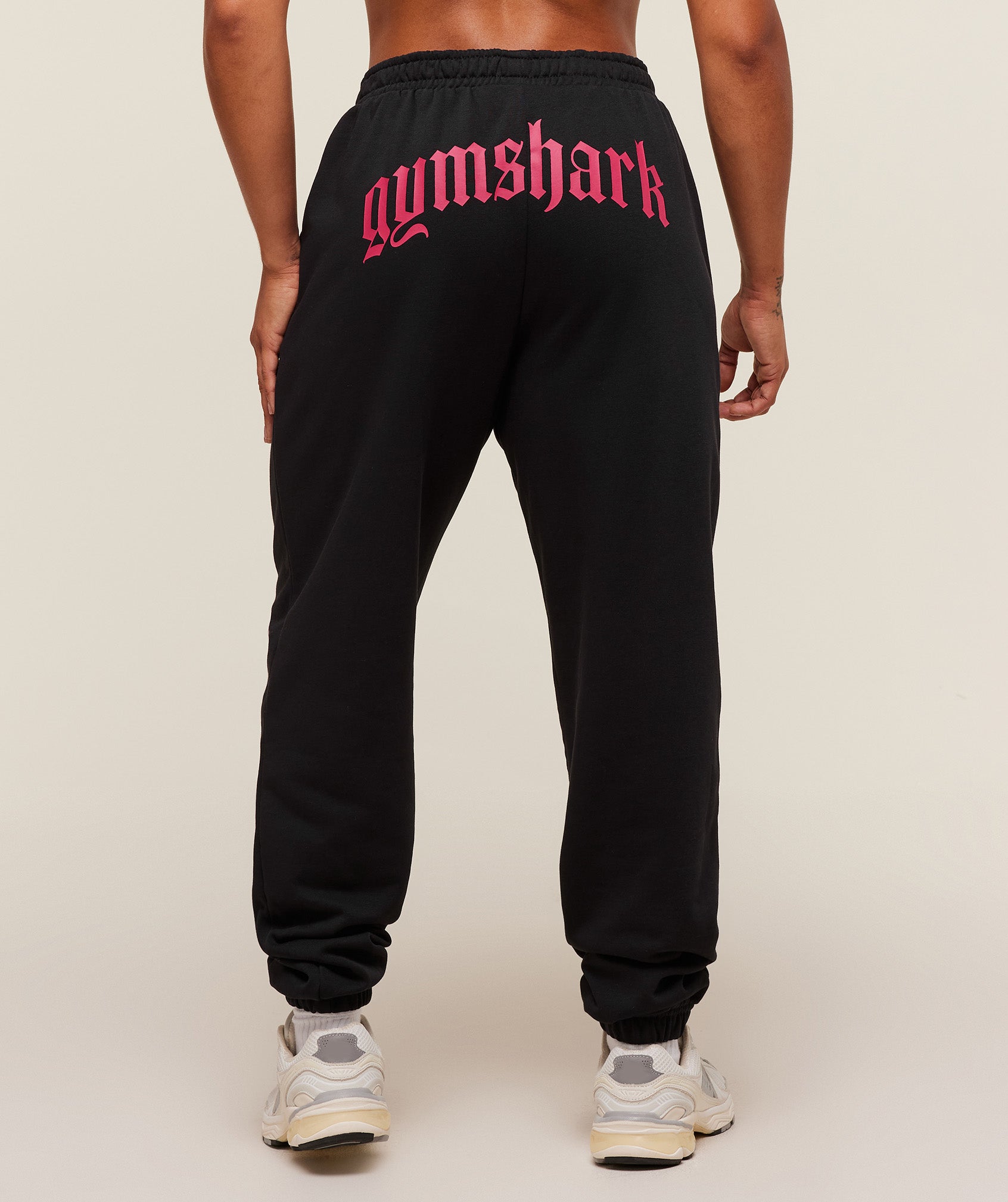 Women's Gymshark Strength Department Joggers Black