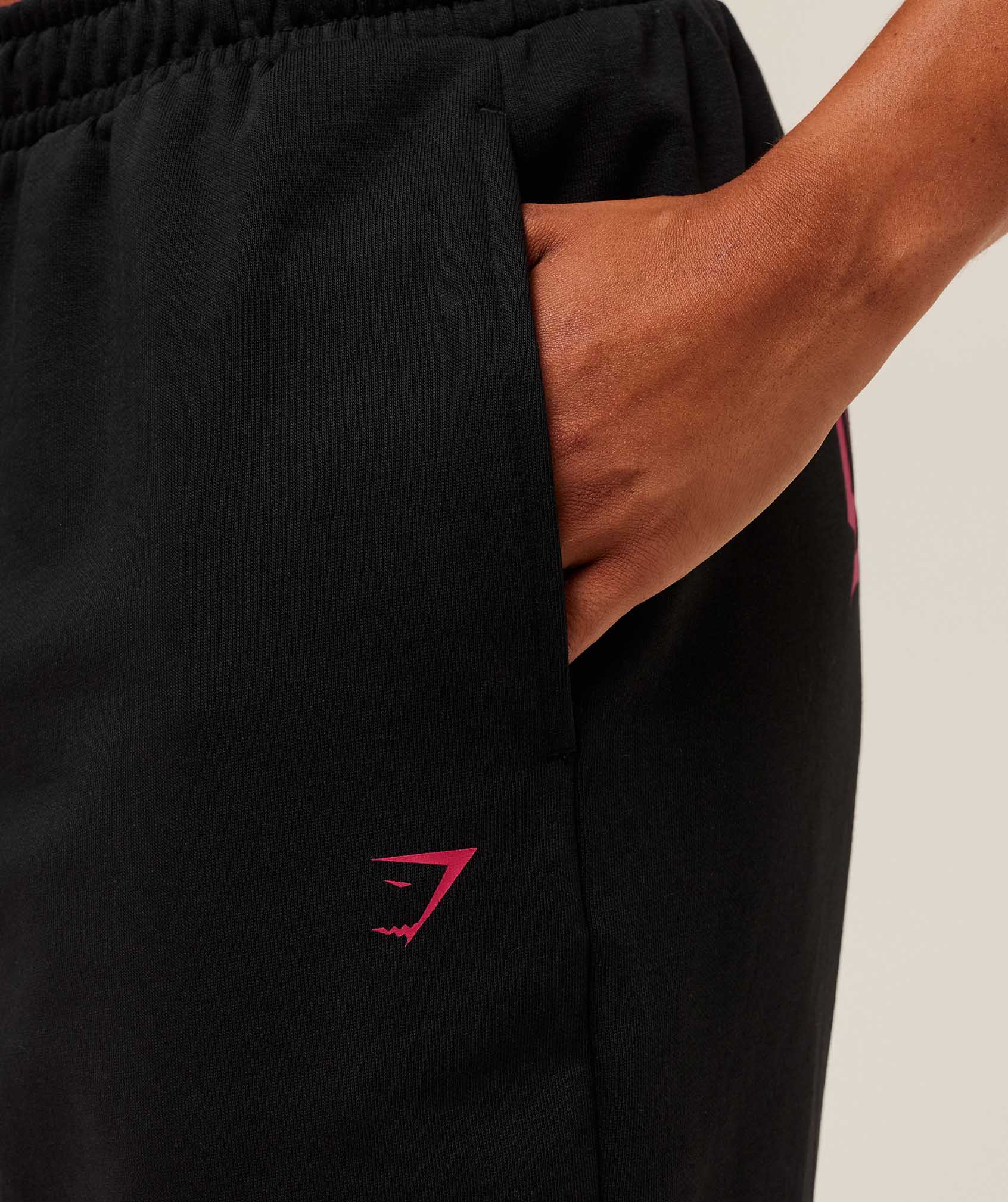 Women's Gymshark Strength Department Joggers Black
