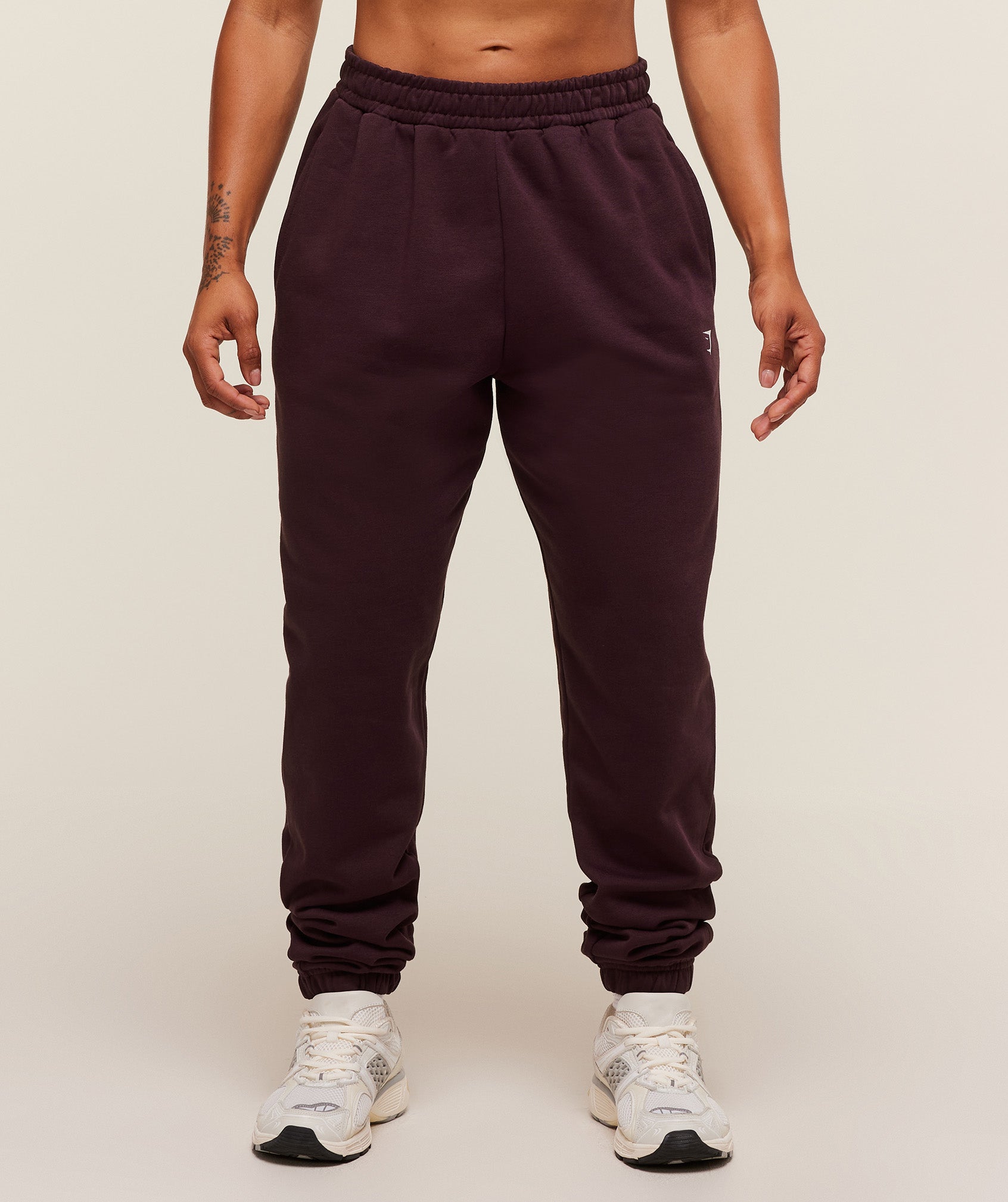 Women's Gymshark Strength Department Joggers Cherry Purple