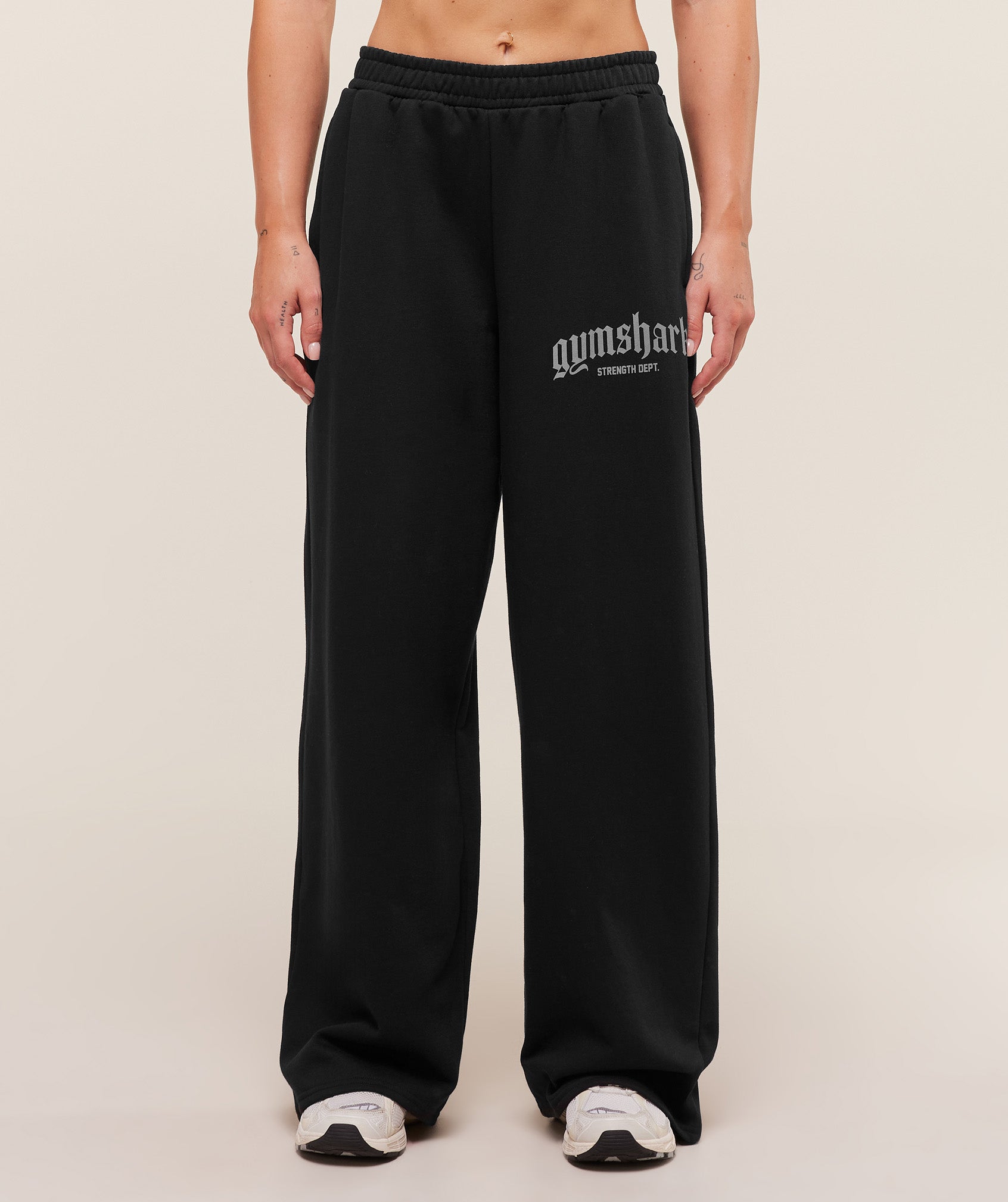 Women's Gymshark Strength Department Wide Leg Joggers Black