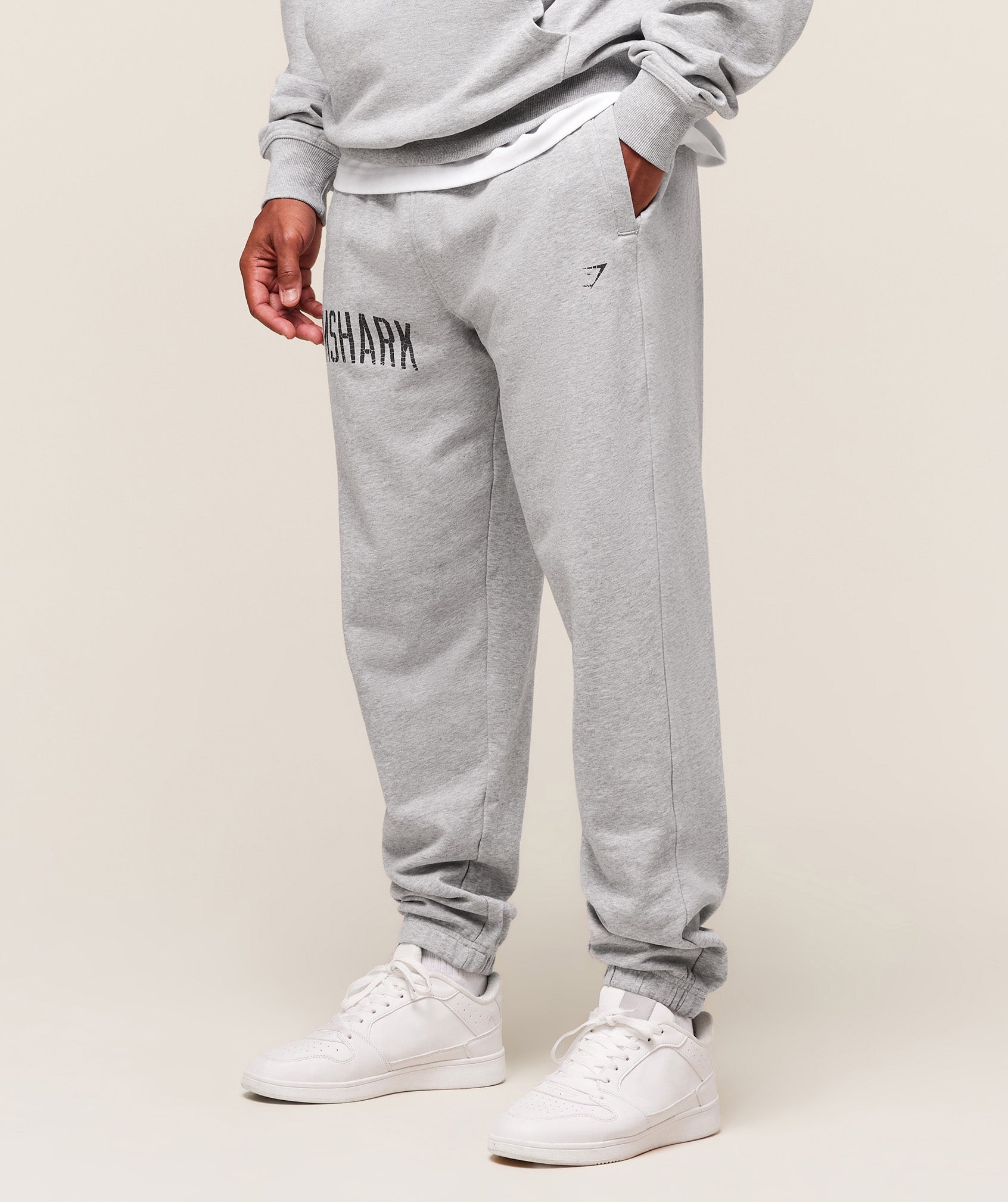 Gymshark Worn Graphic Jogger Light Grey Core Marl