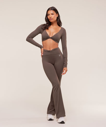 Women's Gymshark Twist Front Long Sleeve Crop Top Walnut Brown