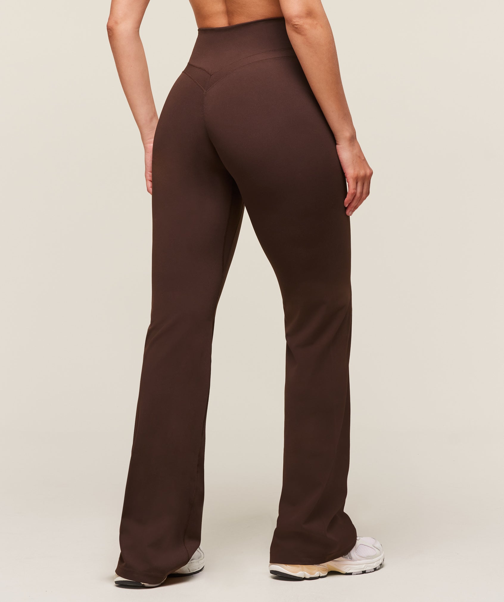 Women's Gymshark Whitney Flared Leggings Depth Brown