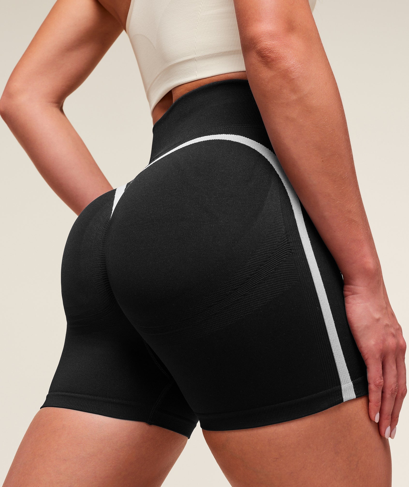 Women's Gymshark Lift Varsity Seamless Short Black