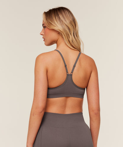 Women's Gymshark Everyday Seamless Racerback Sports Bra Cool Brown