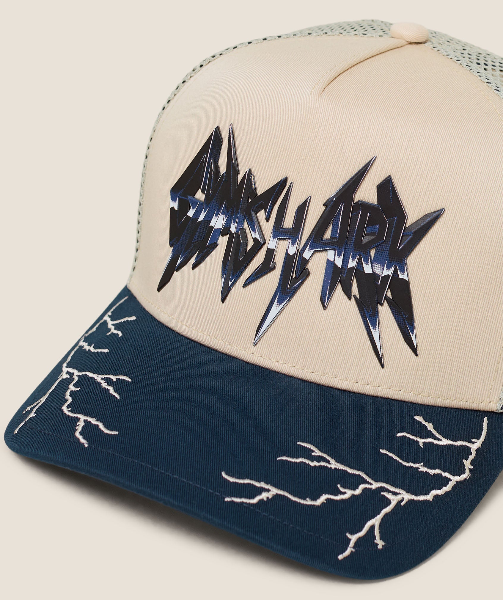 Women's Gymshark Lightning Graphic Trucker Cap Tinted White