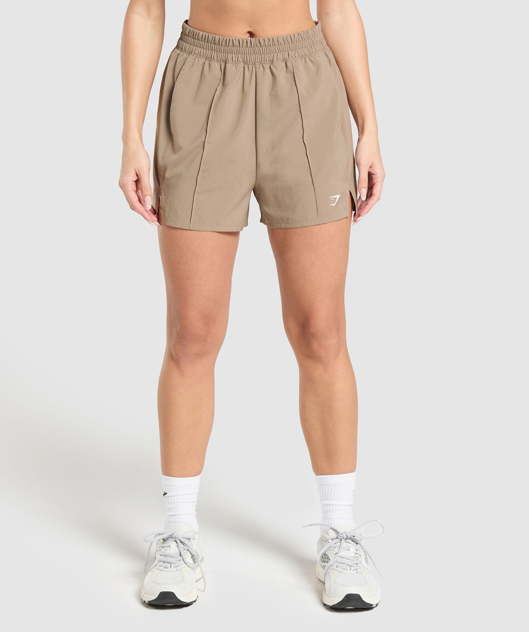 Women's Gymshark Pintuck Shorts Lifestyle Brown