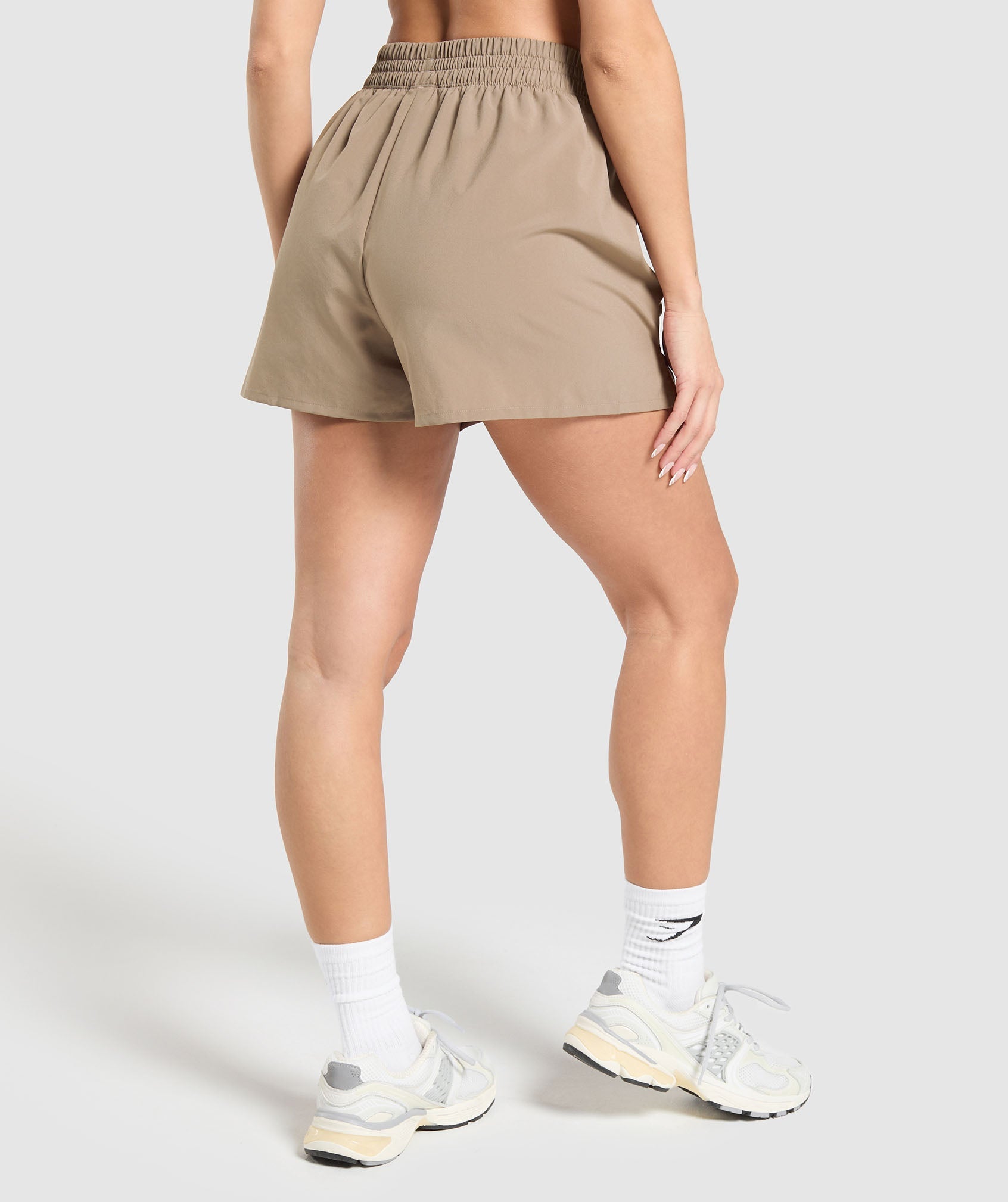 Women's Gymshark Pintuck Shorts Lifestyle Brown
