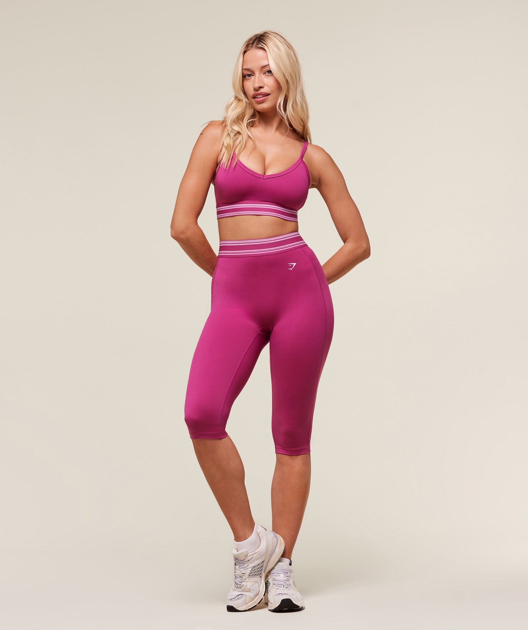Women's Gymshark Retro Sports Bra Winning Pink