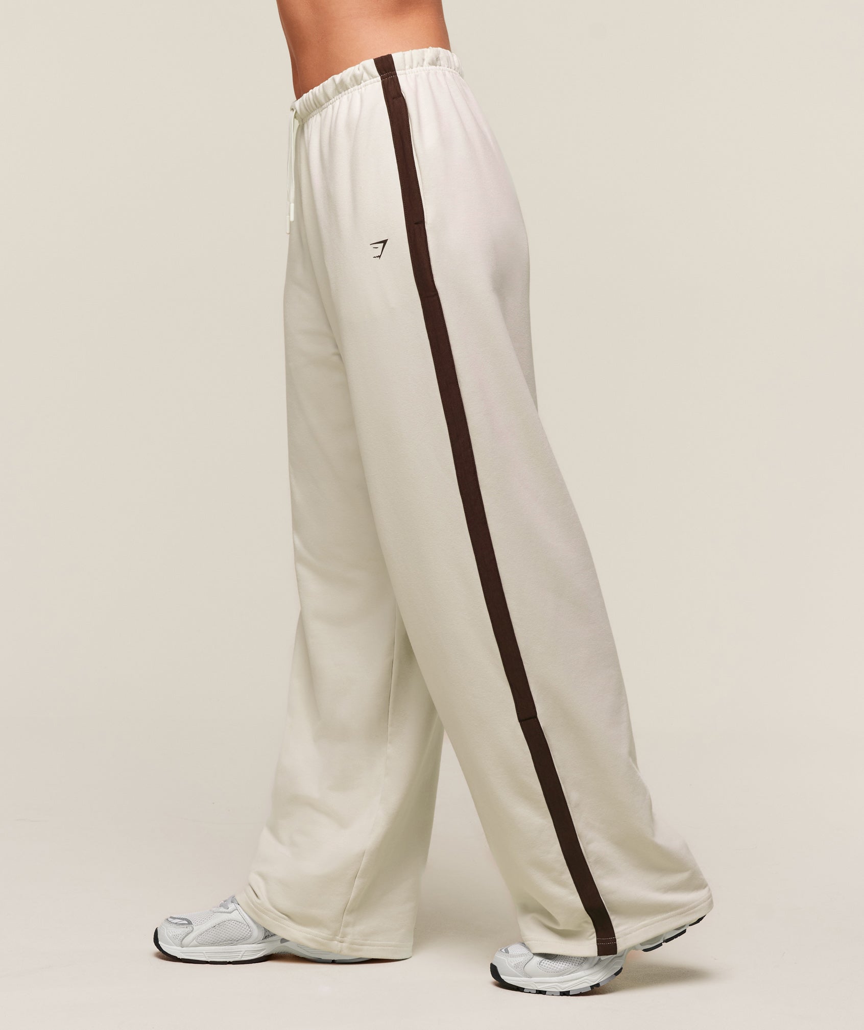 Women's Gymshark Retro Stripe Snap Pant Oat White