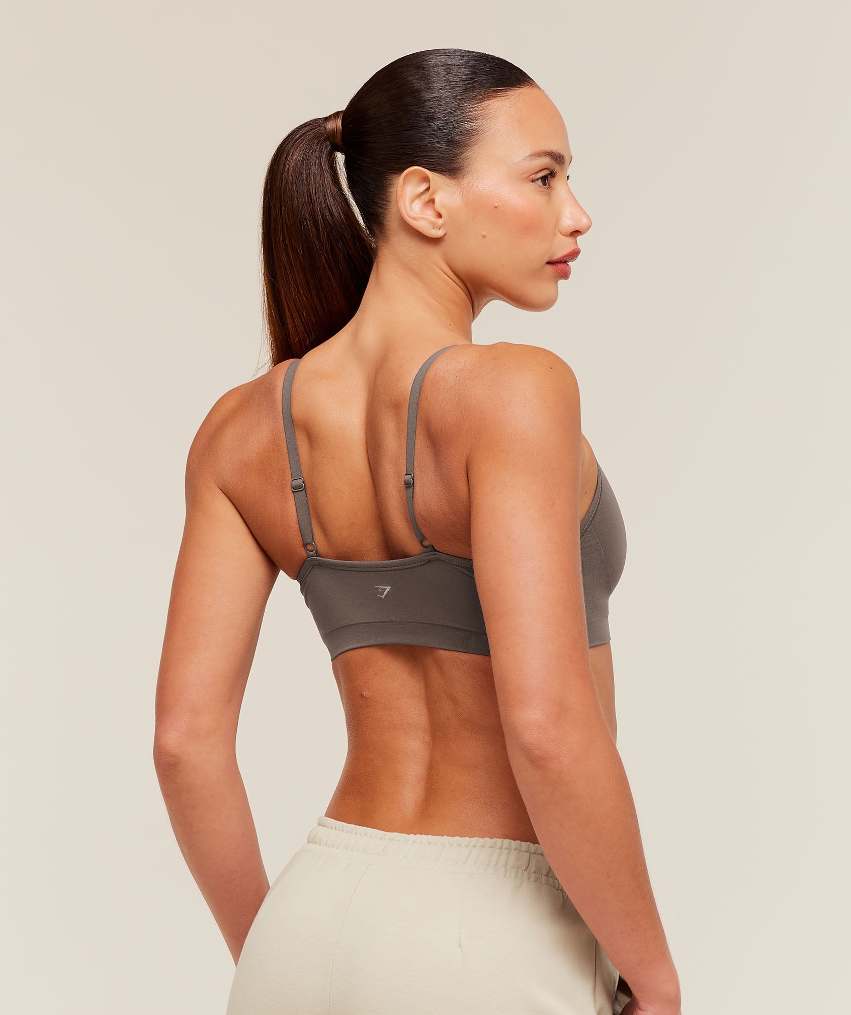 Women's Gymshark Featherform V-Neck Bralette Cool Brown