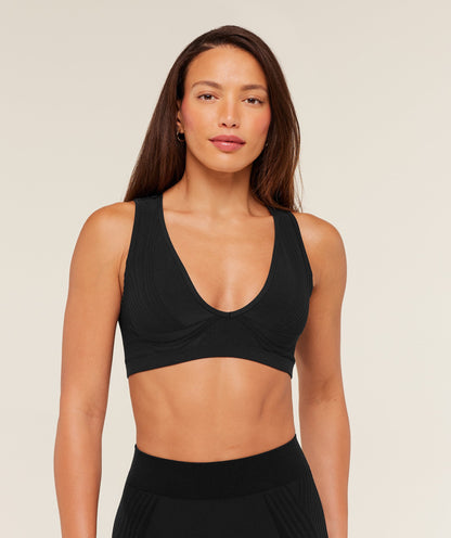 Women's Gymshark Luxe Light Support Sports Bra Gs Black