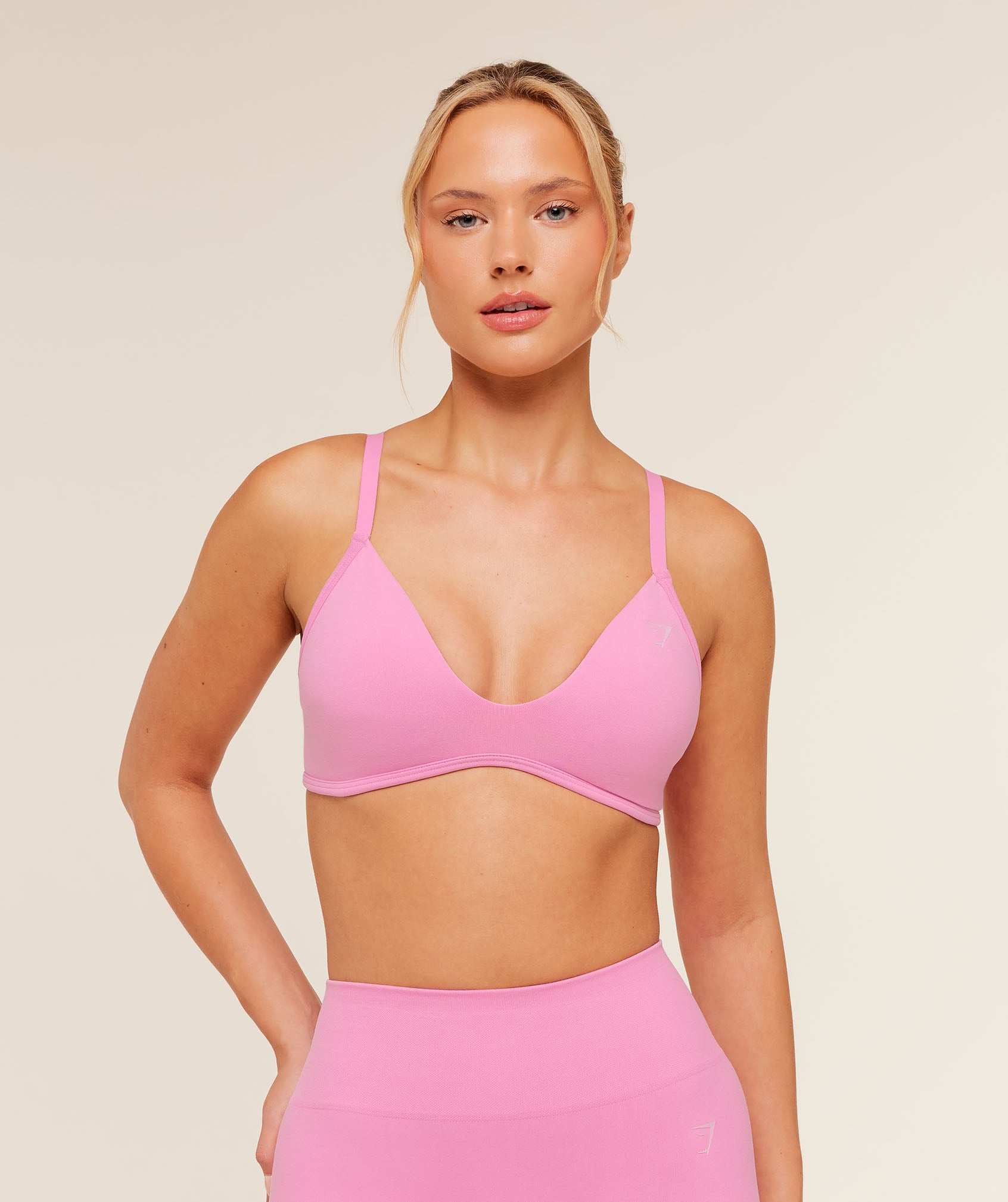 Women's Gymshark Soft Sculpt V-Neck Sports Bra Focus Pink