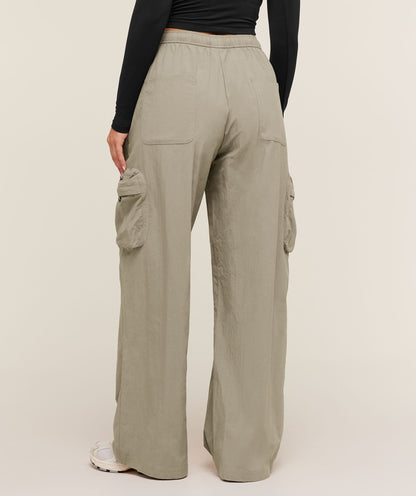 Women's Gymshark Cargo Pant Linen Brown
