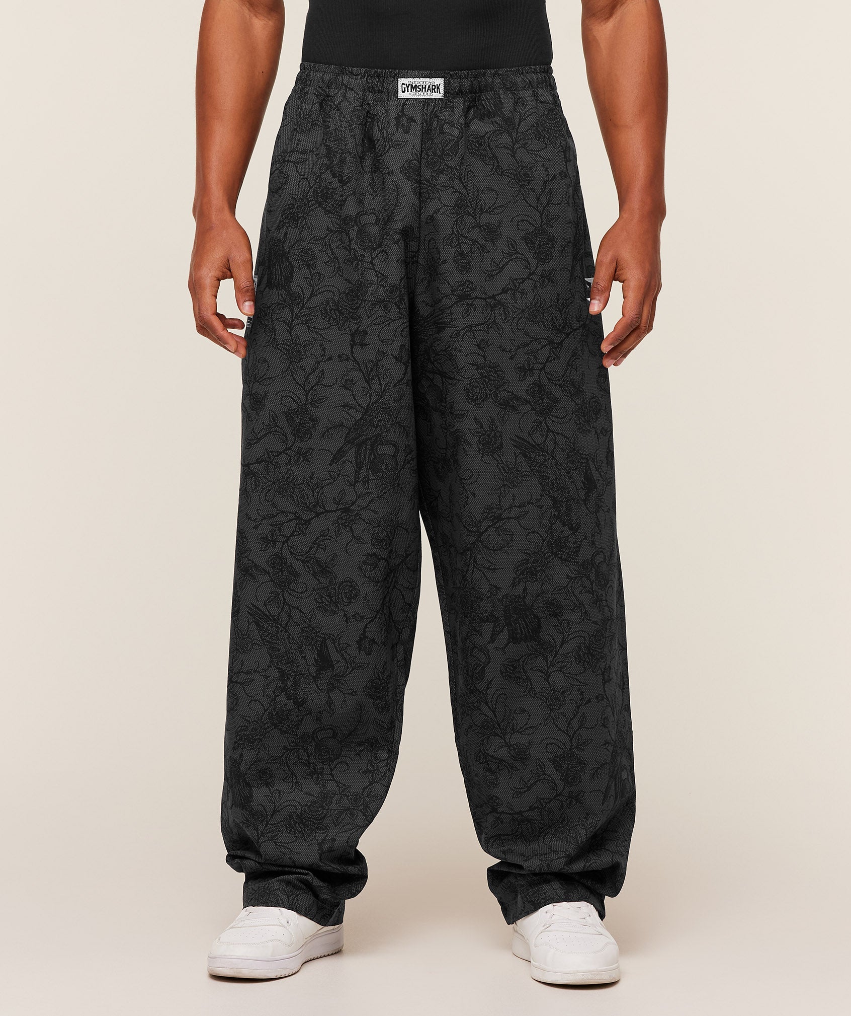 Gymshark Straight Leg Pumper Pants Black