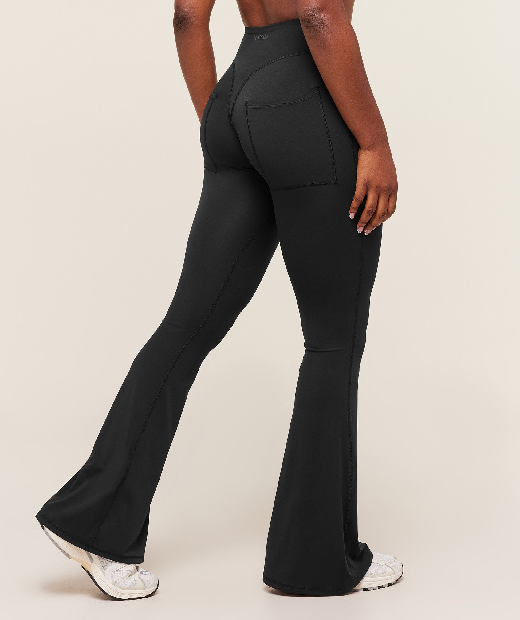 Women's Gymshark Superset Back Pocket Flared Leggings Black