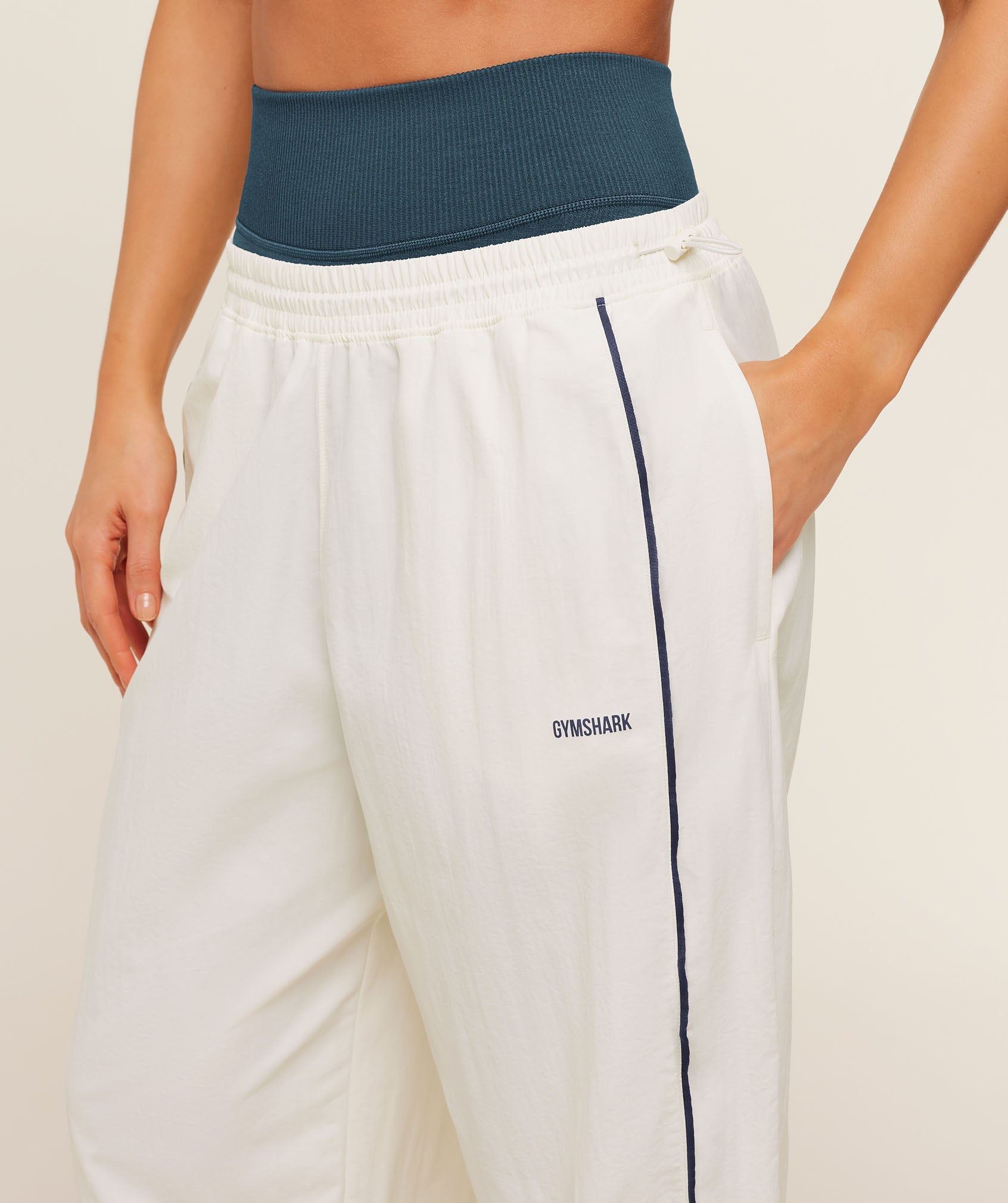 Women's Gymshark To From Pants Soft White