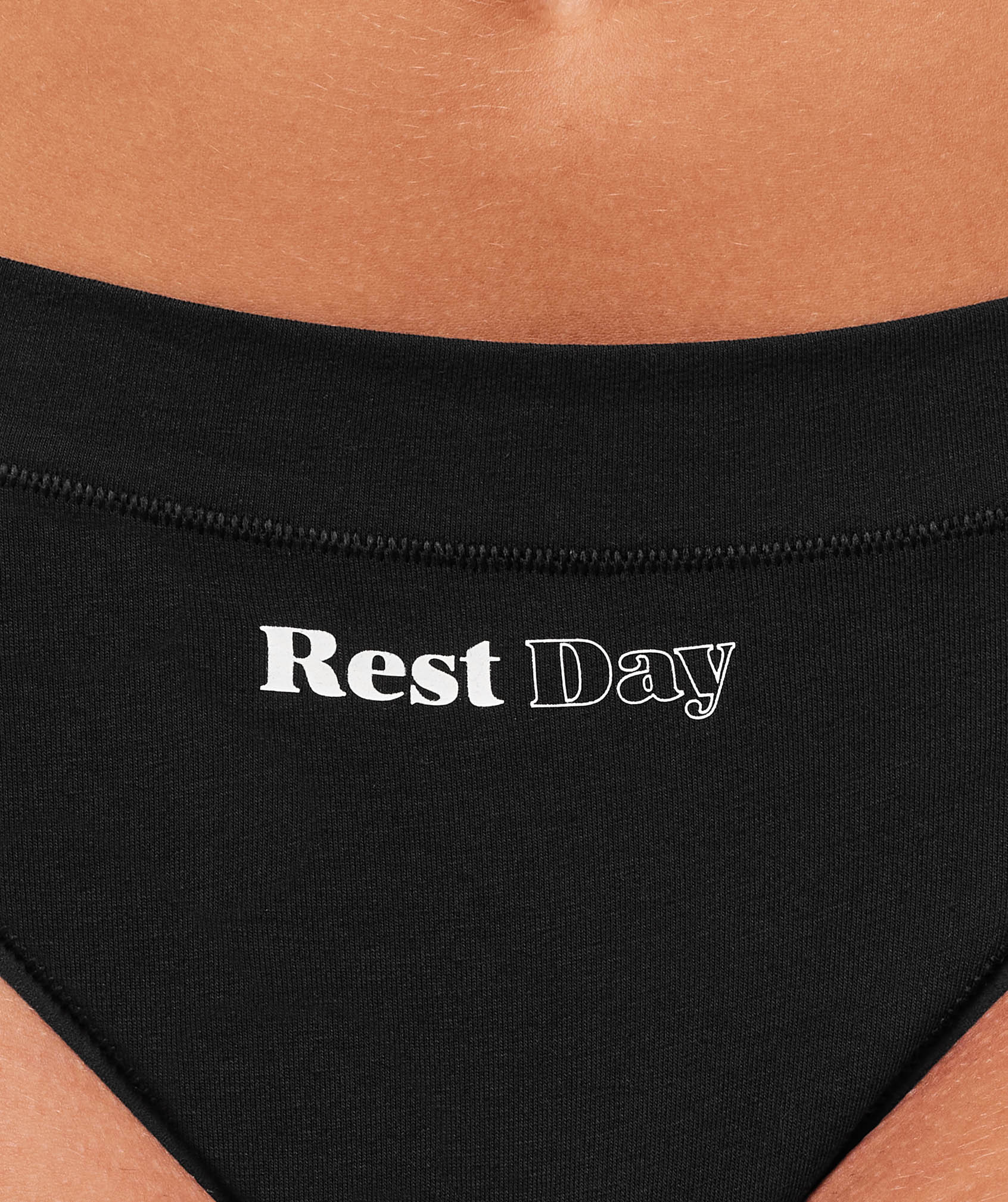 Women's Gymshark Training Day Graphic 7Pk Cotton Thong White