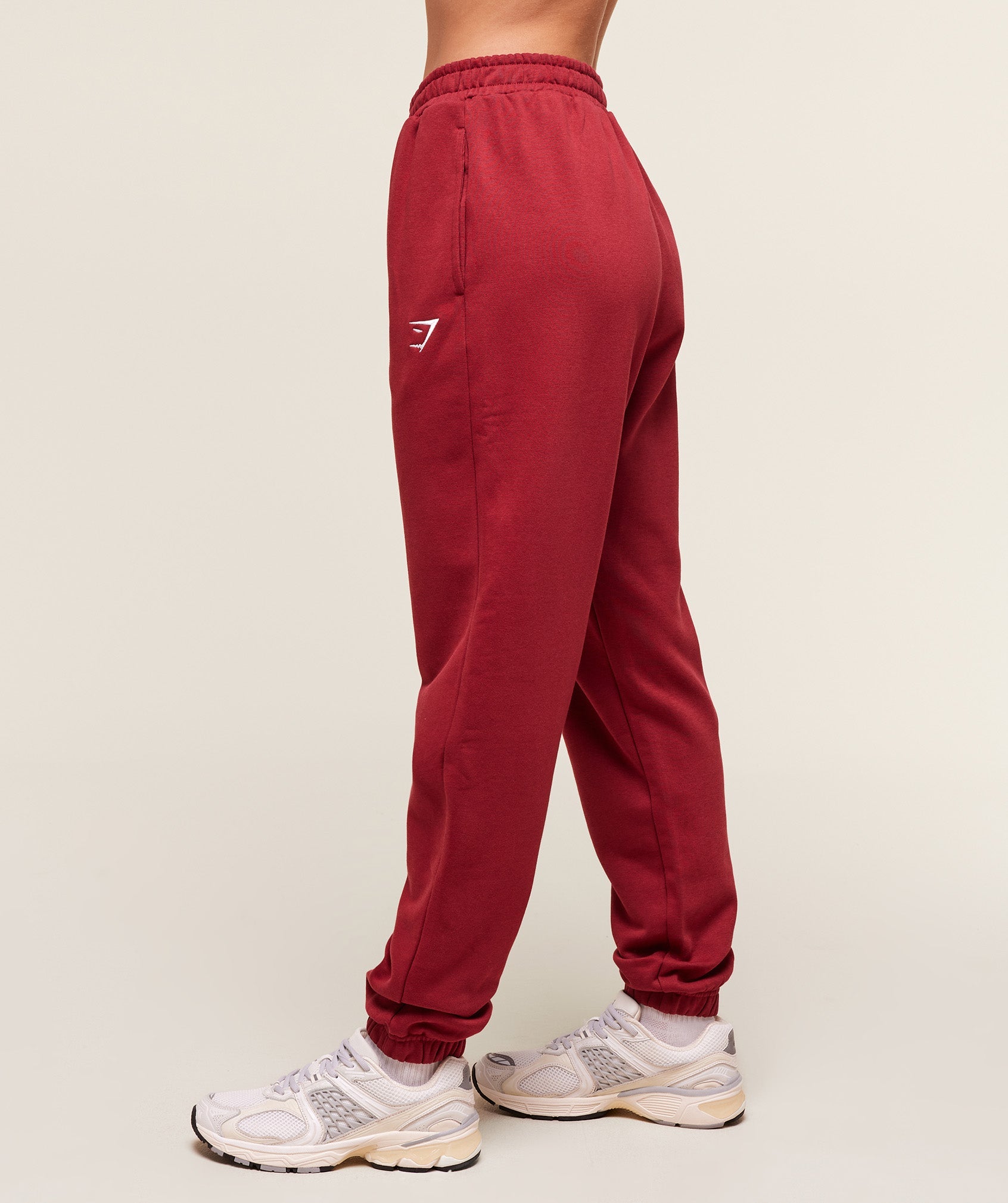 Women's Gymshark Training Fleece Joggers Athletic Burgundy