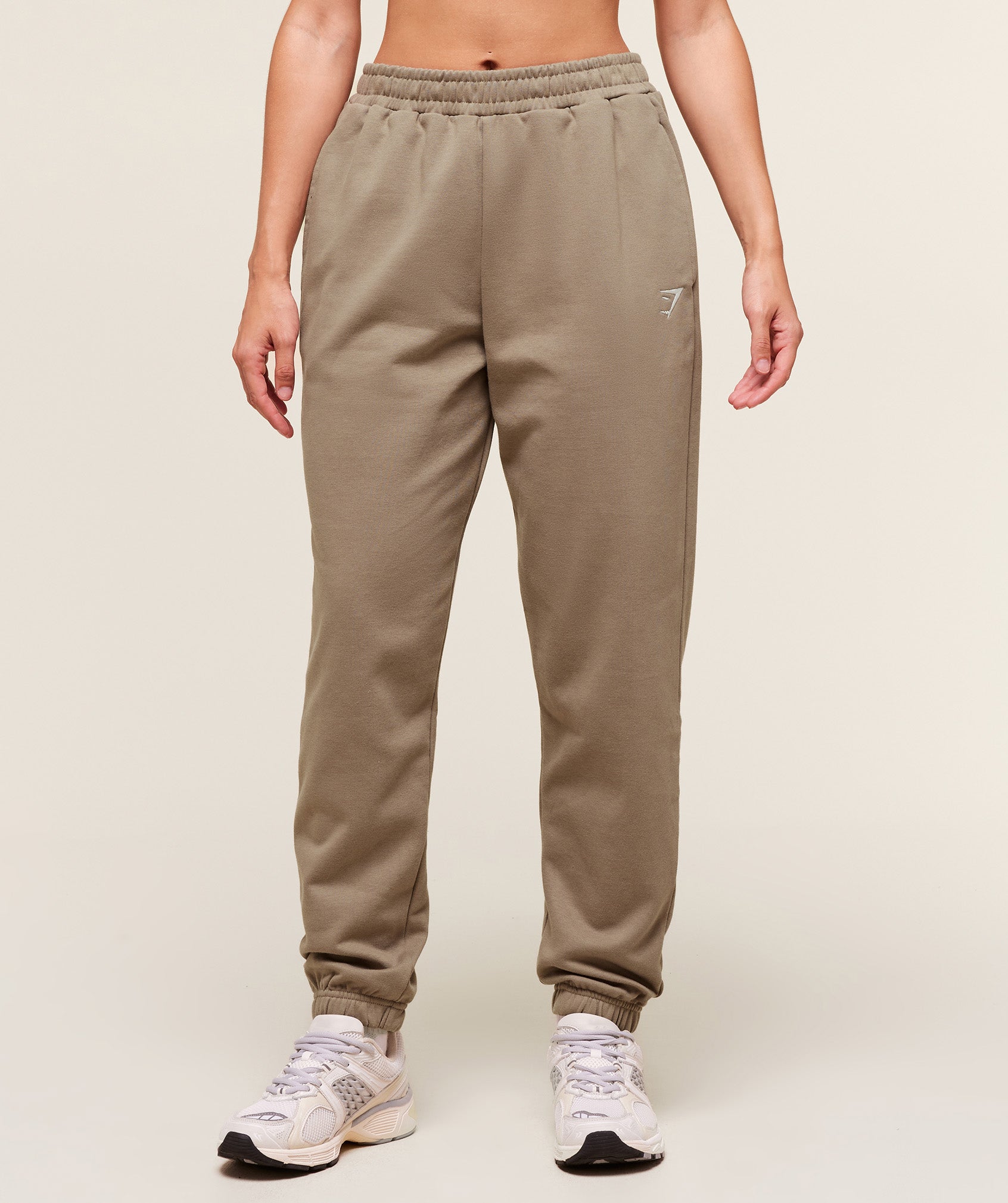 Women's Gymshark Training Fleece Joggers Lifestyle Brown