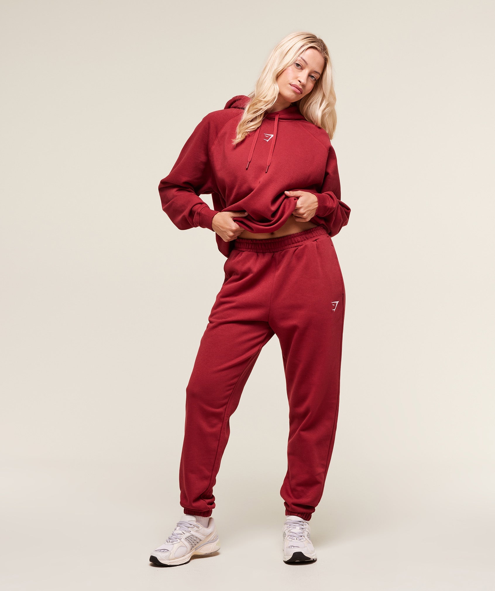 Women's Gymshark Training Oversized Fleece Hoodie Athletic Burgundy