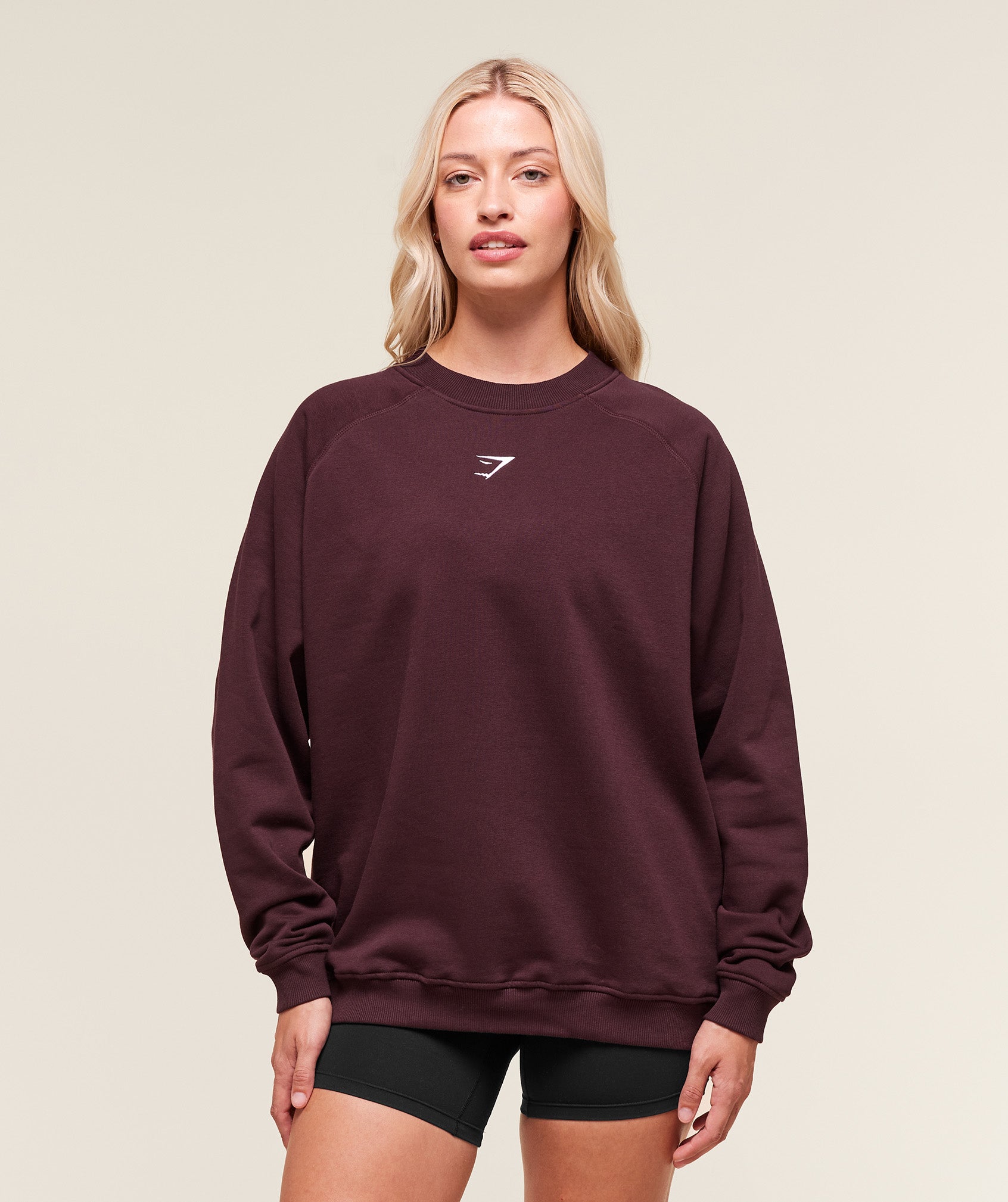 Women's Gymshark Training Oversized Fleece Sweatshirt Cherry Purple