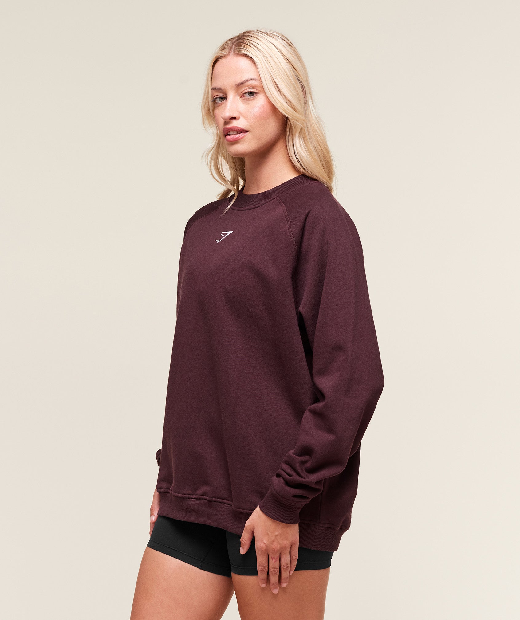 Women's Gymshark Training Oversized Fleece Sweatshirt Cherry Purple