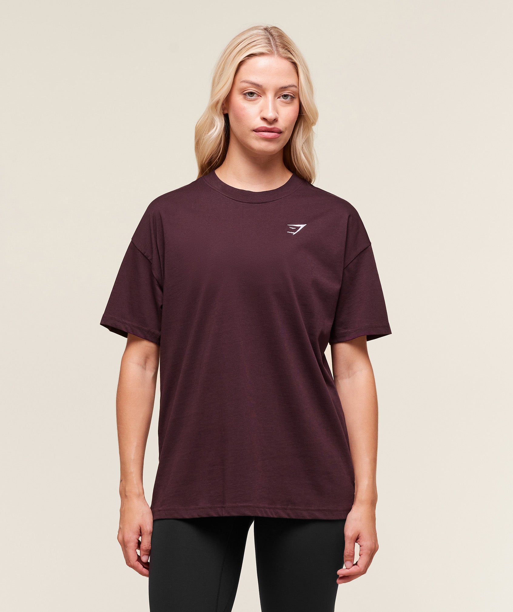 Women's Gymshark Training Oversized T-Shirt Cherry Purple