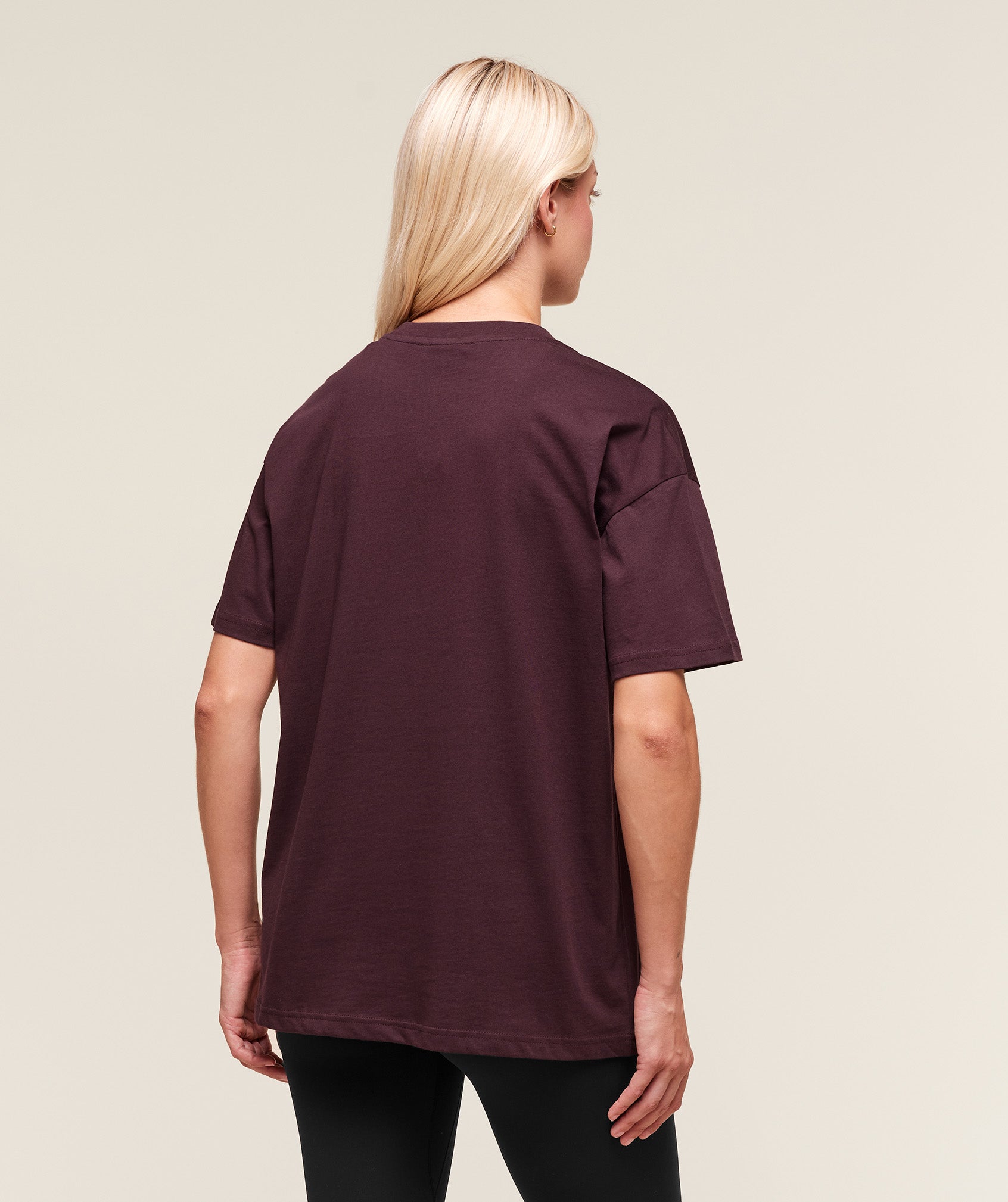 Women's Gymshark Training Oversized T-Shirt Cherry Purple