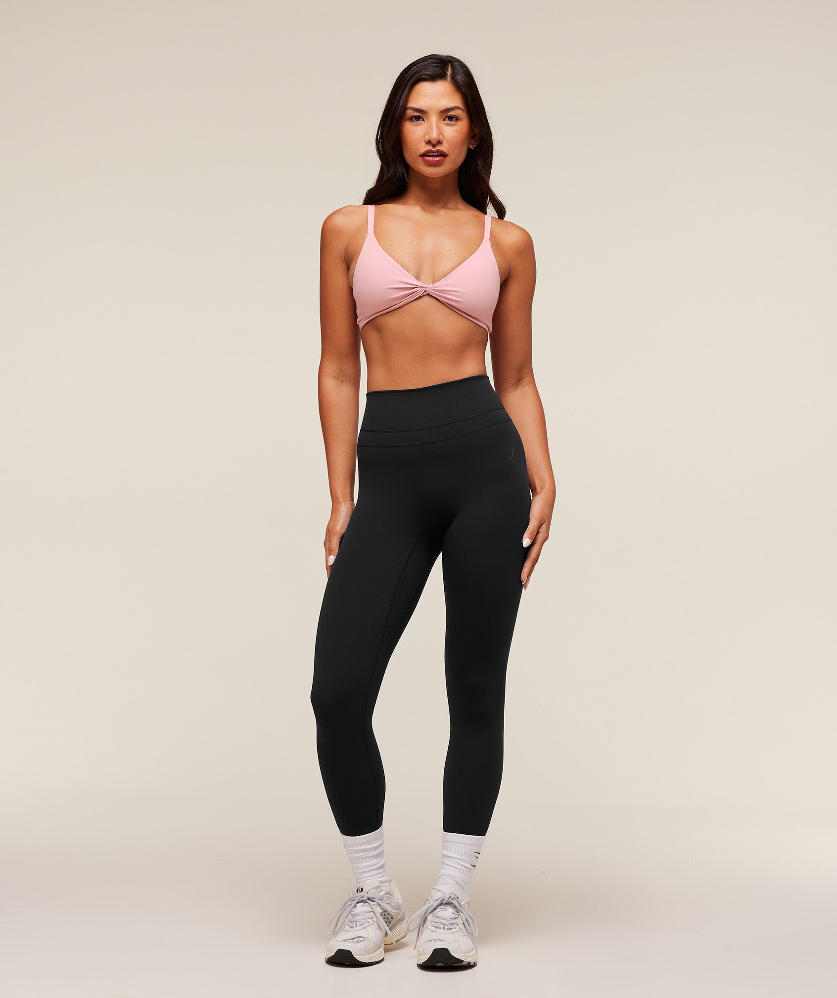 Women's Gymshark Twist Front Bralette Cloud Pink
